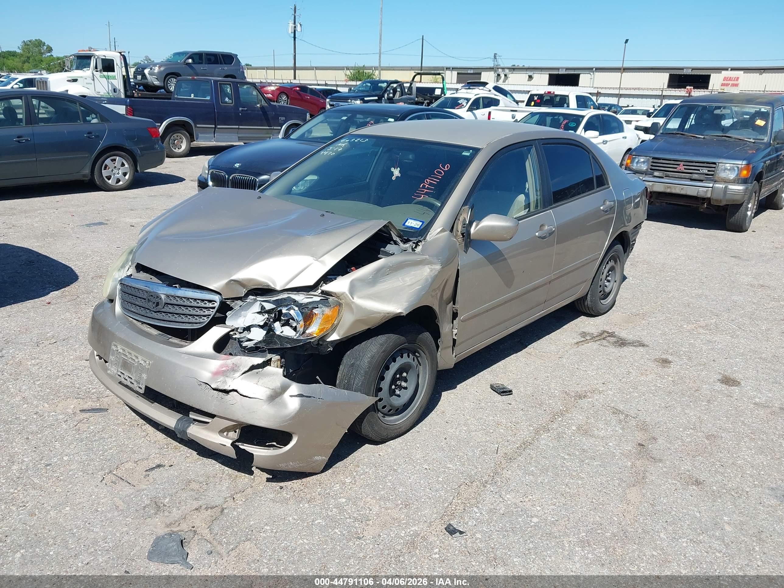 TOYOTA COROLLA image 2