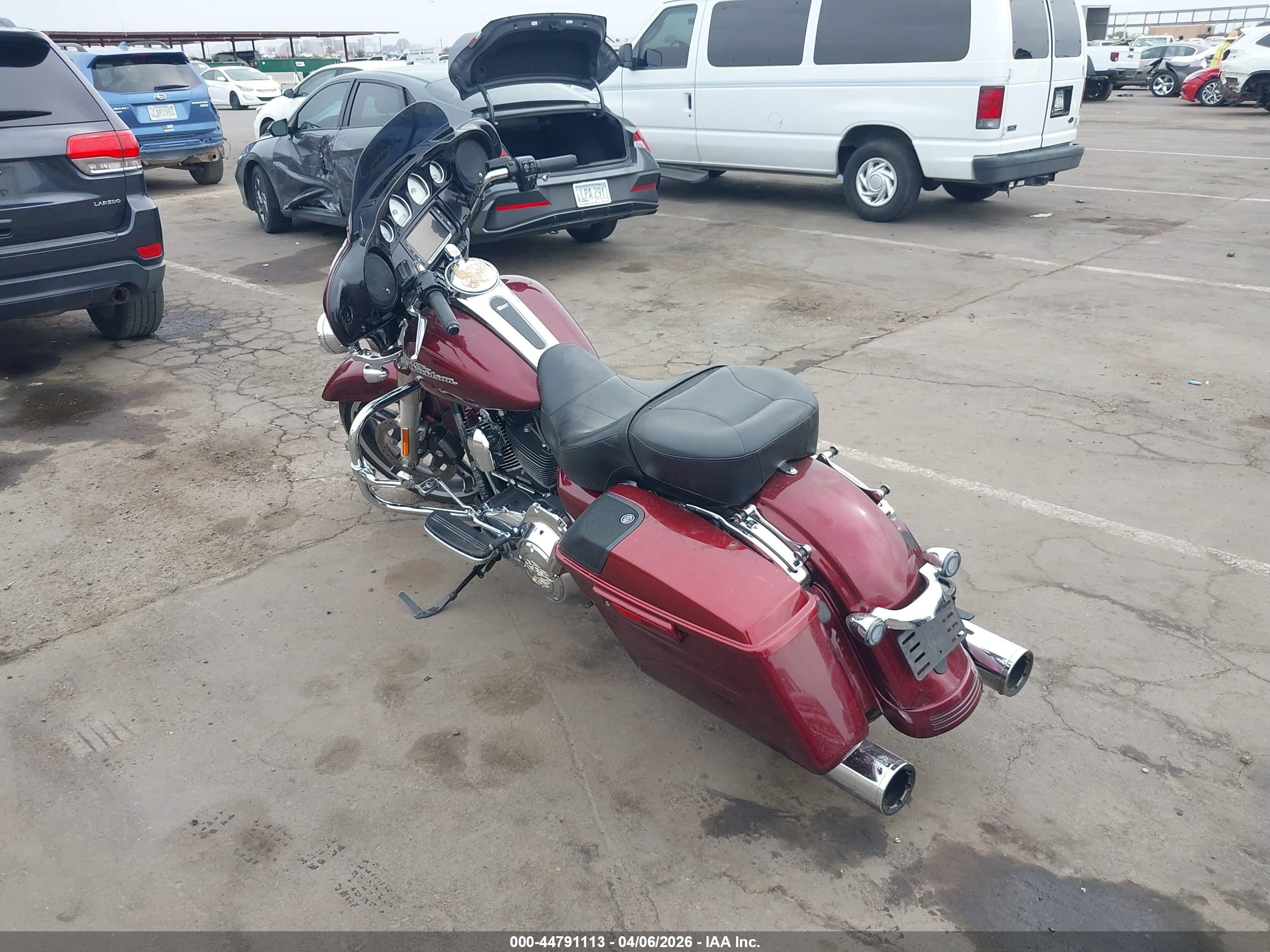 HARLEY-DAVIDSON FLHXS image 3