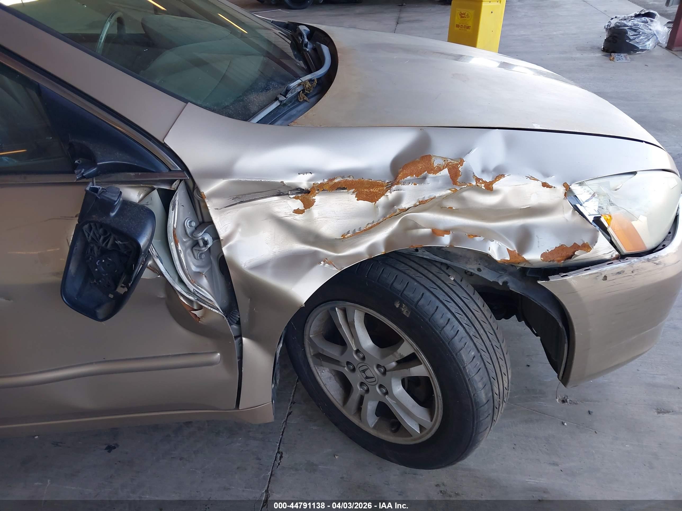 HONDA ACCORD image 6