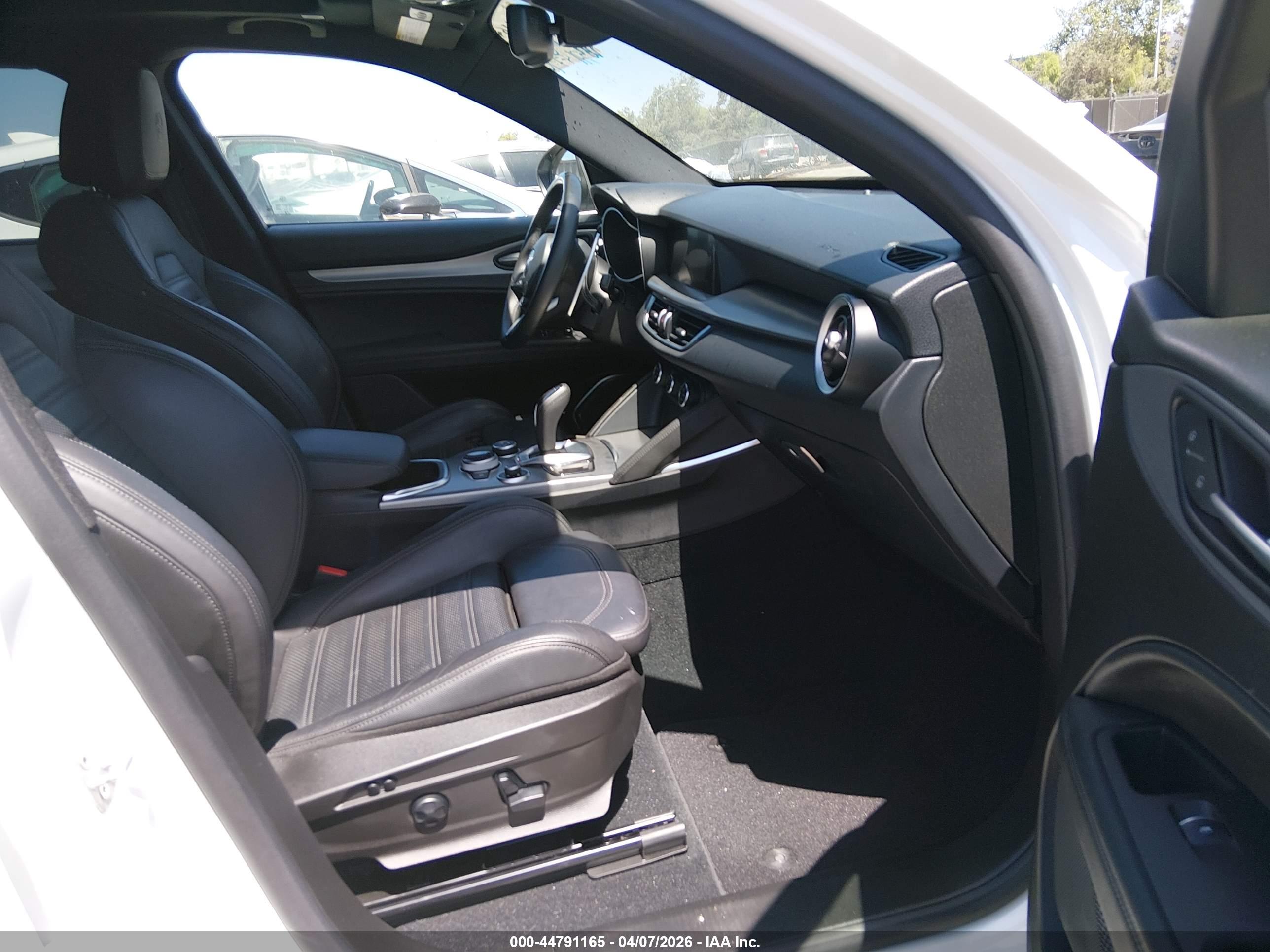 ALFA ROMEO image 5