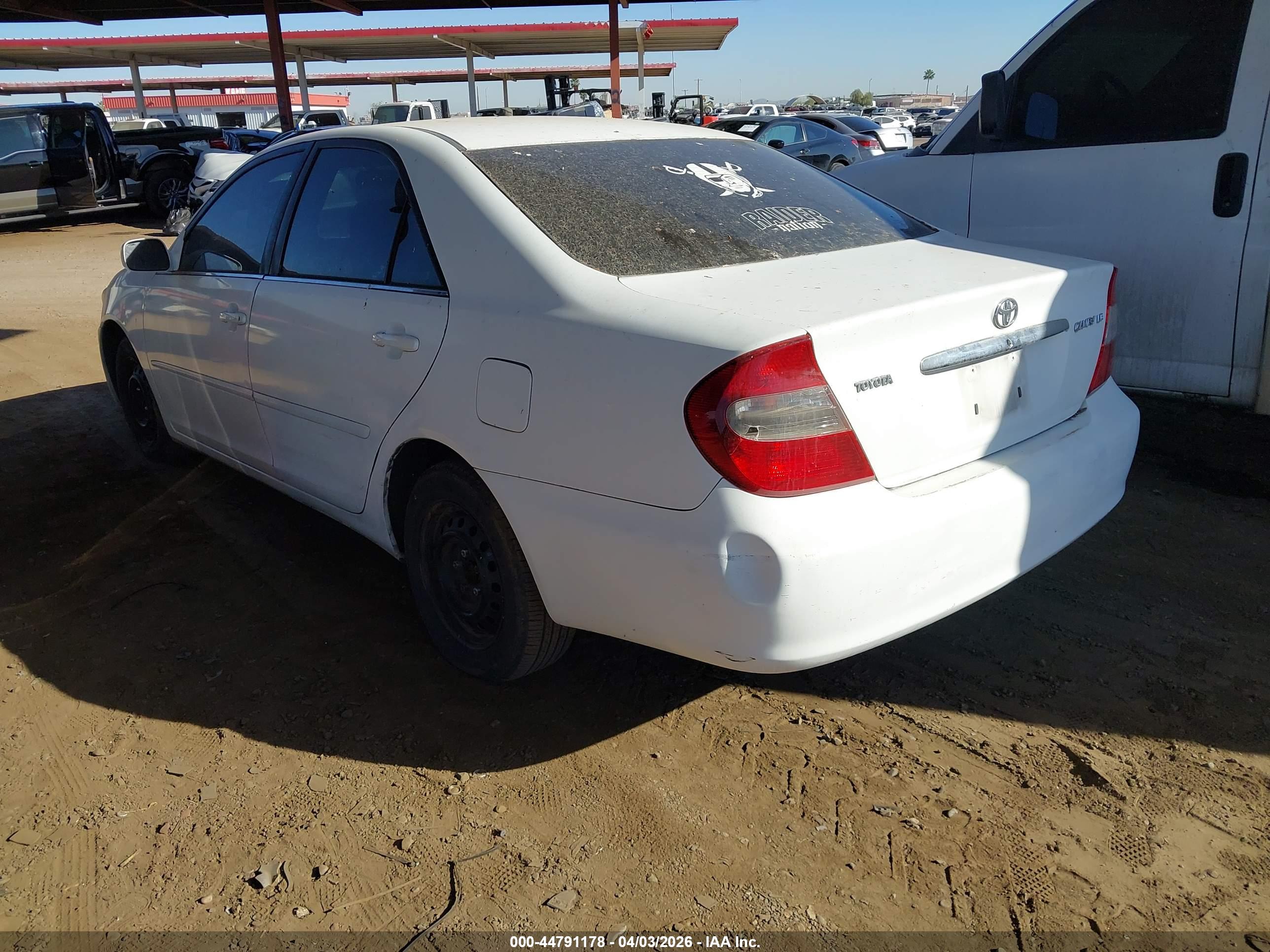 TOYOTA CAMRY image 3