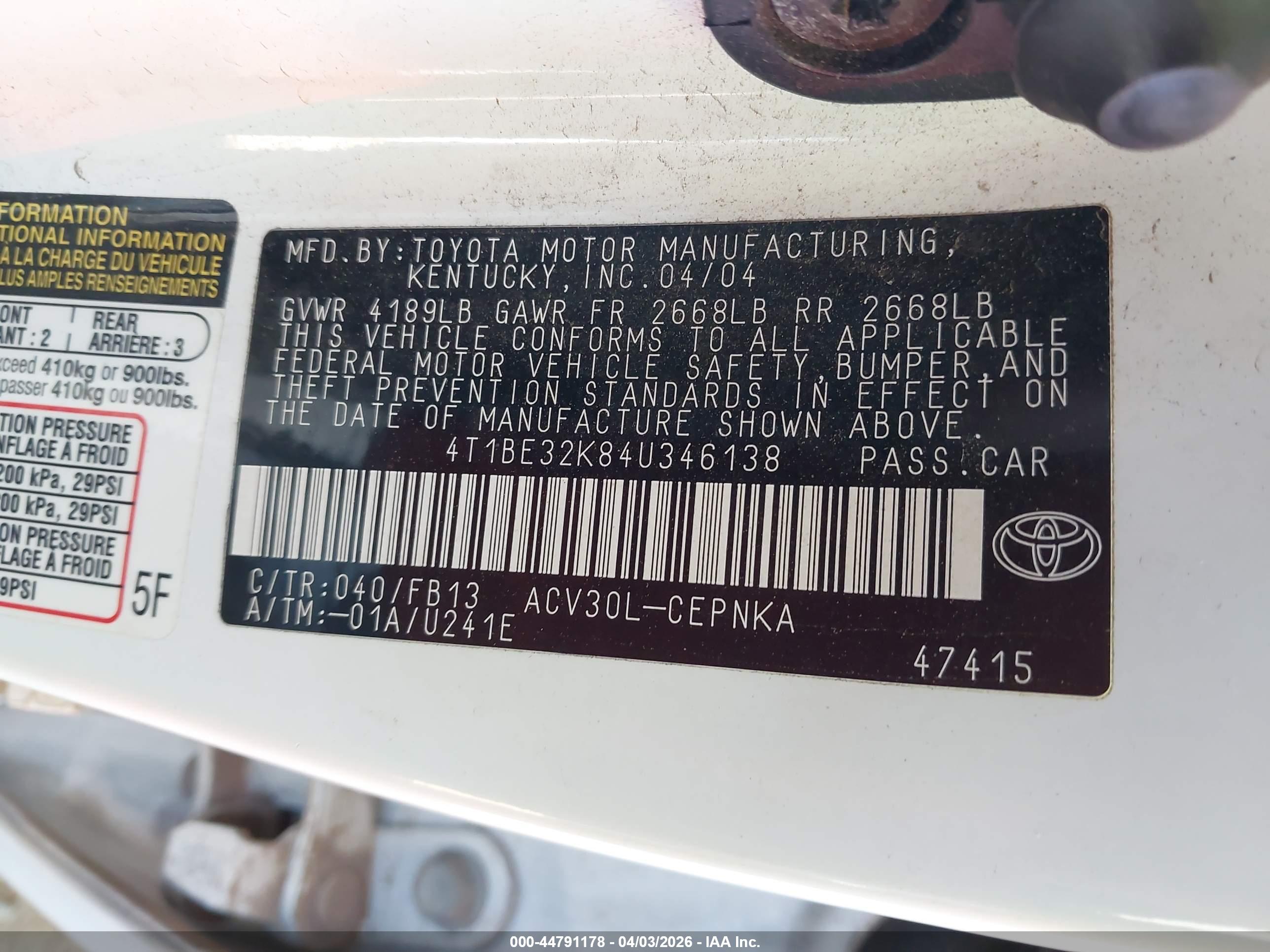TOYOTA CAMRY image 9