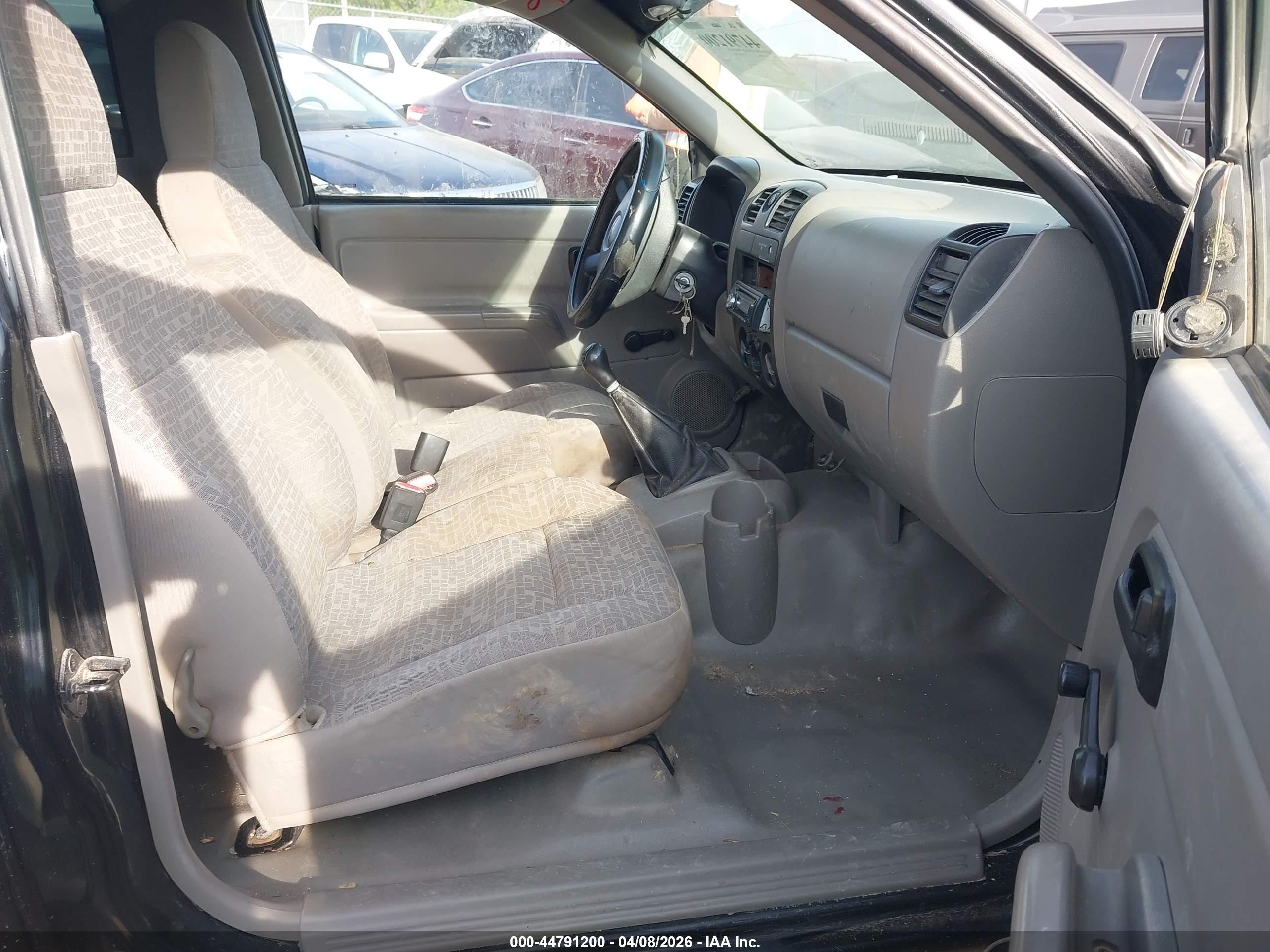 CHEVROLET COLORADO image 8