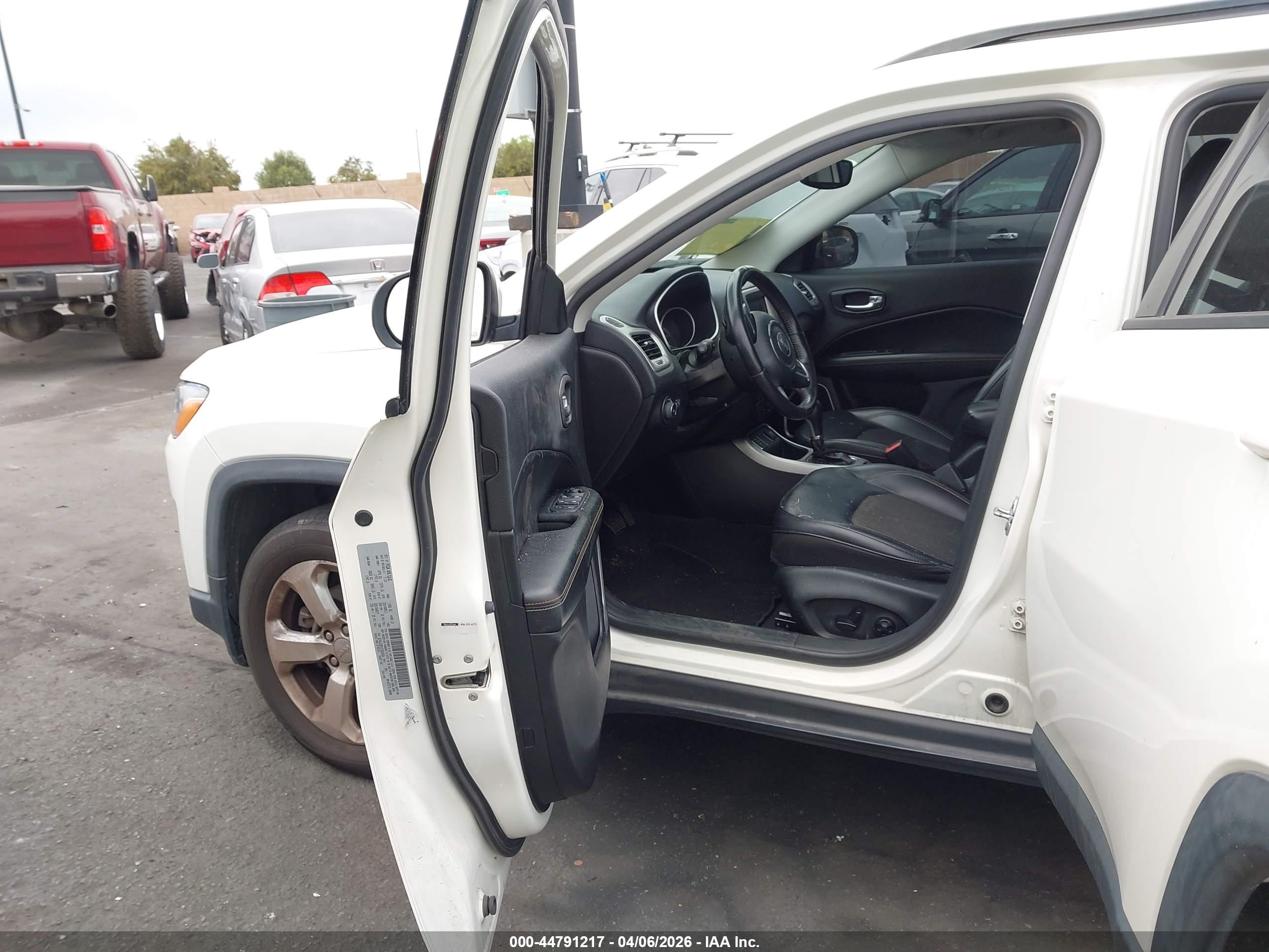 JEEP COMPASS image 5