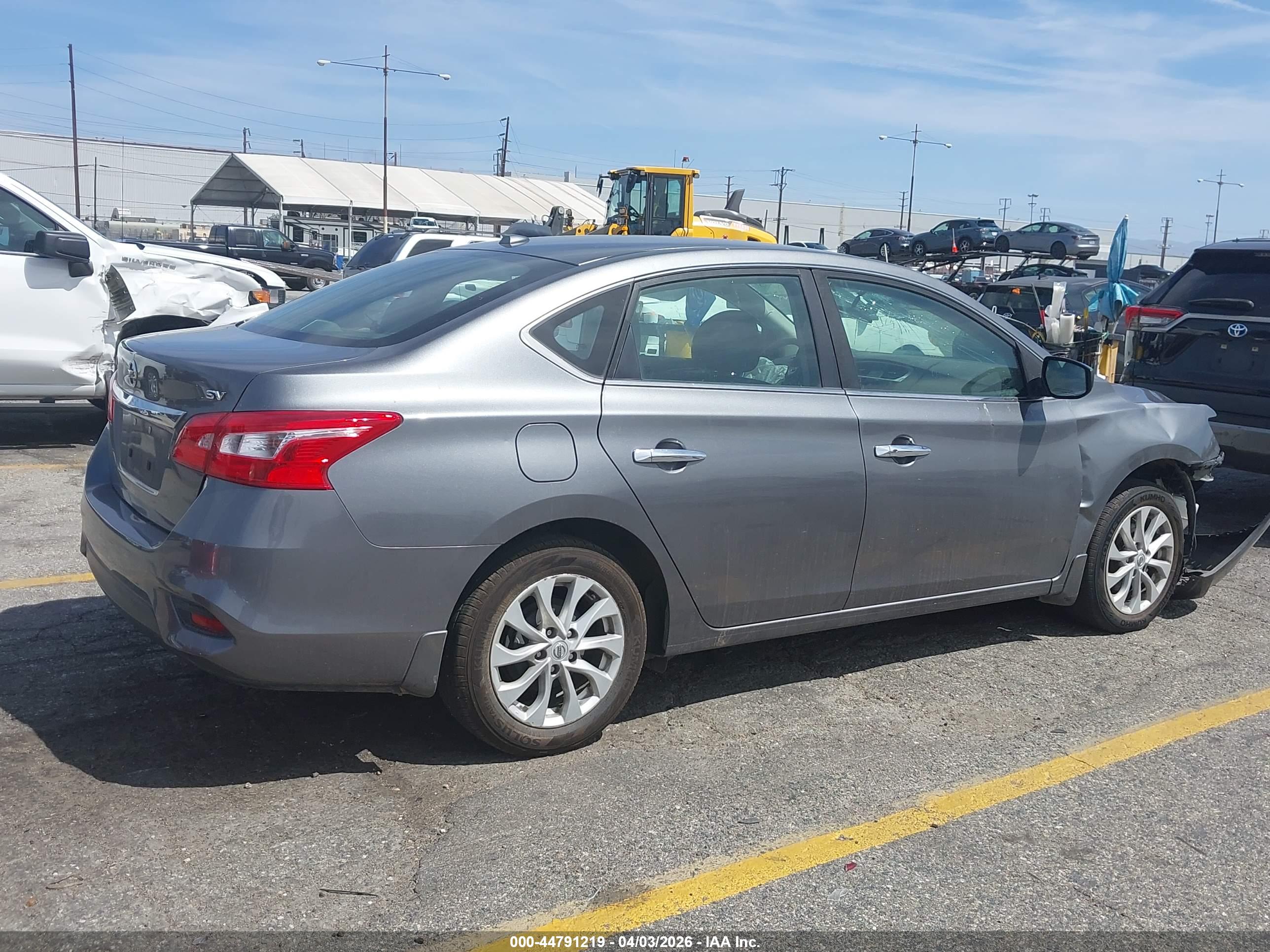 NISSAN SENTRA image 4