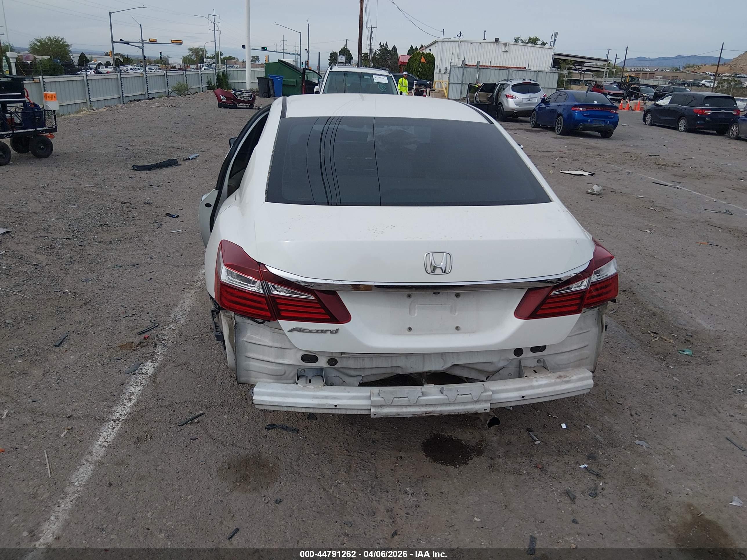 HONDA ACCORD image 6