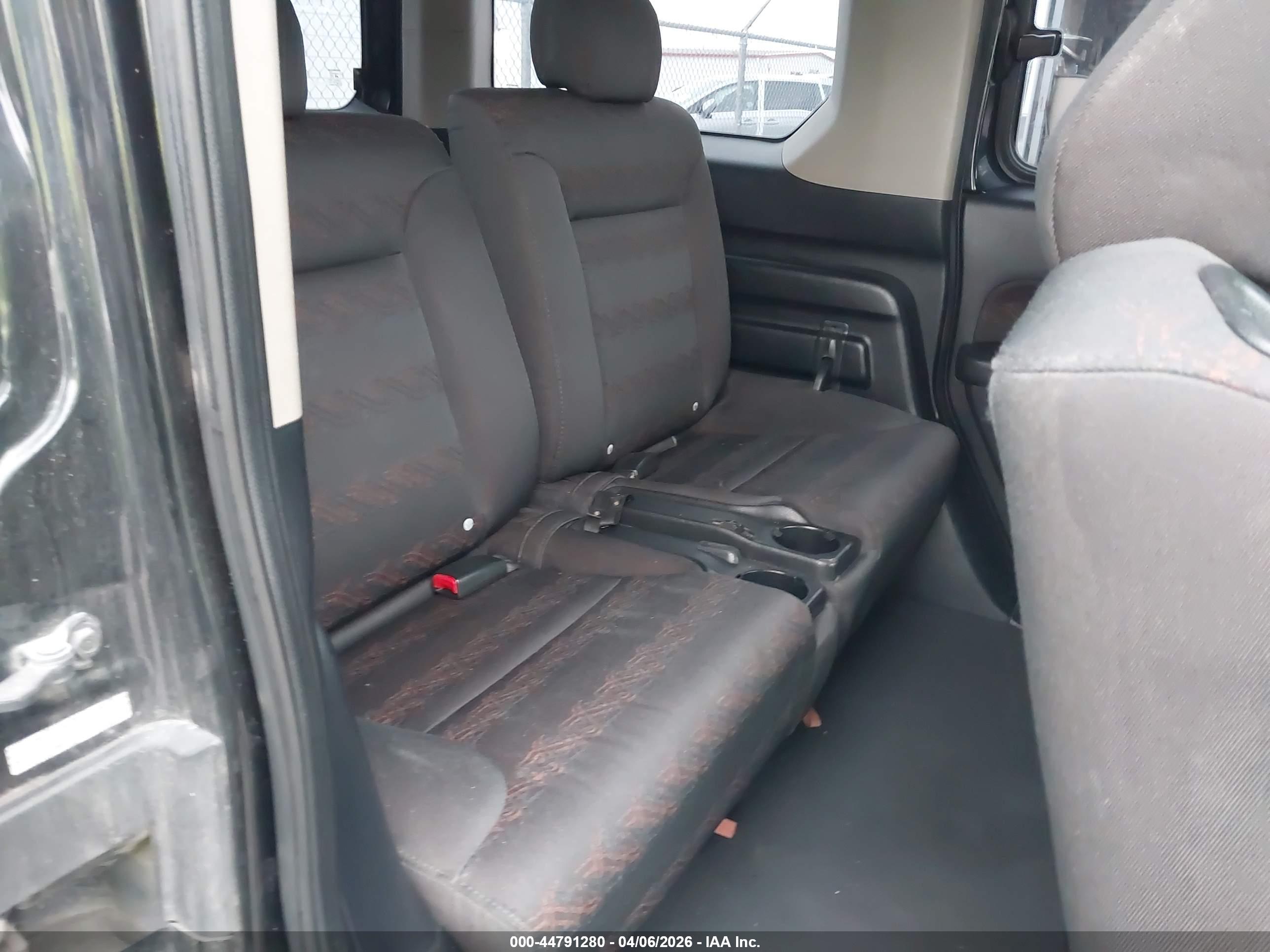 HONDA ELEMENT image 8