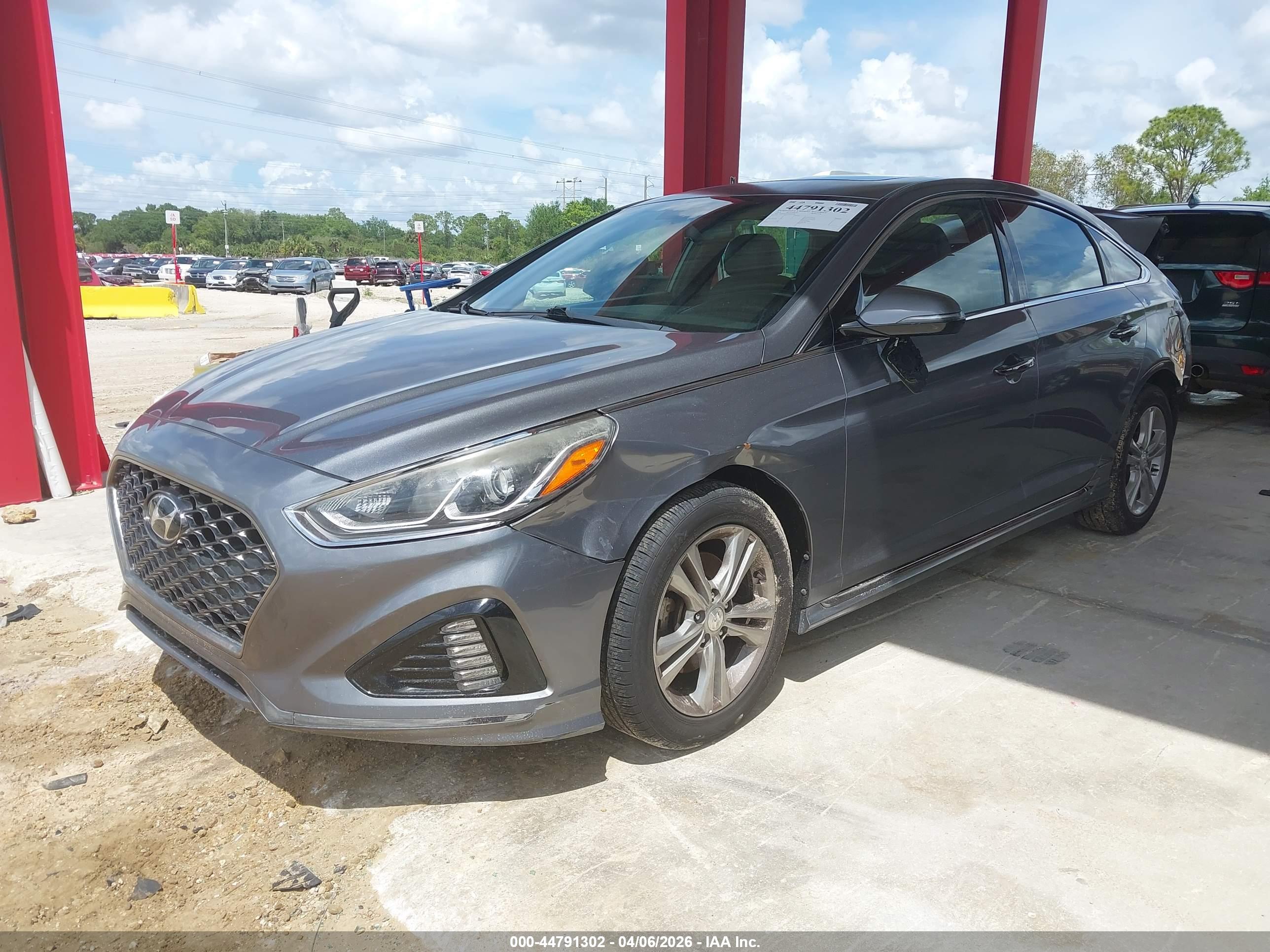 HYUNDAI SONATA image 2