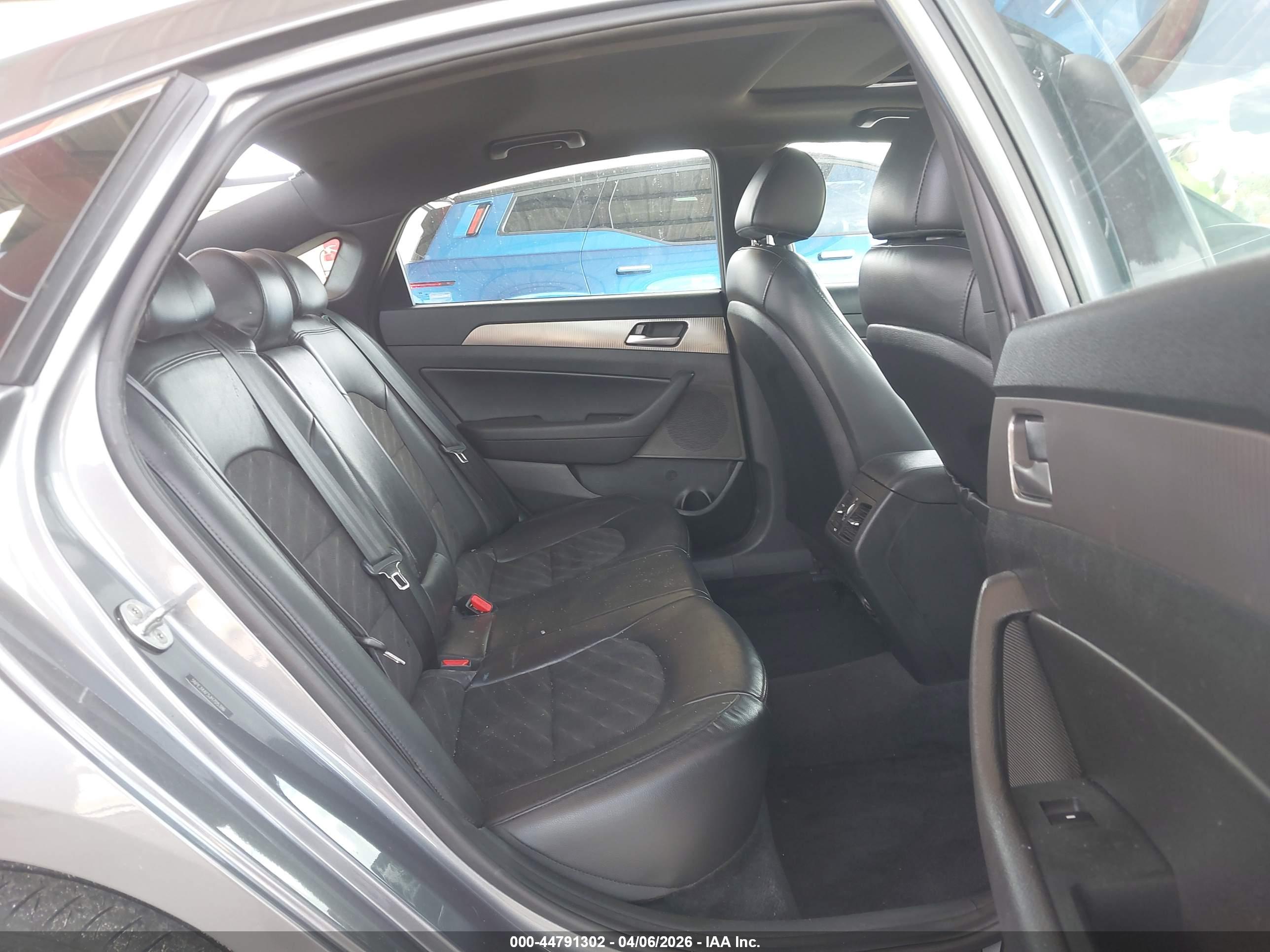 HYUNDAI SONATA image 8