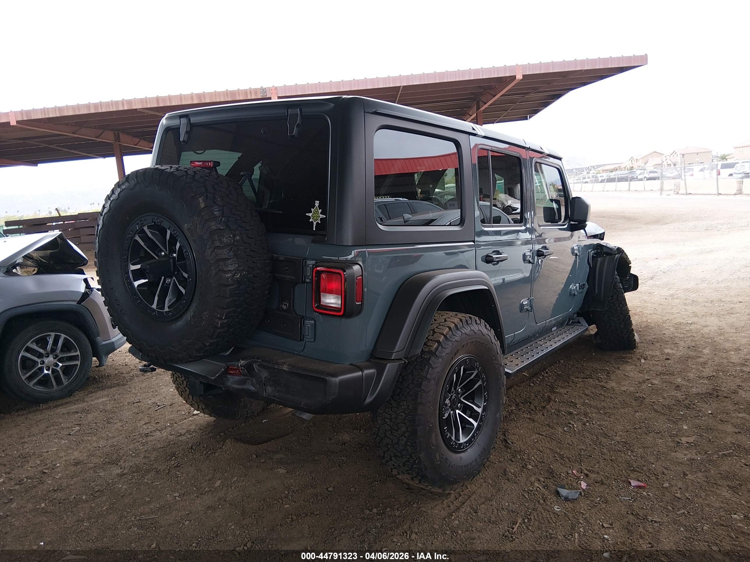 JEEP WRANGLER image 4