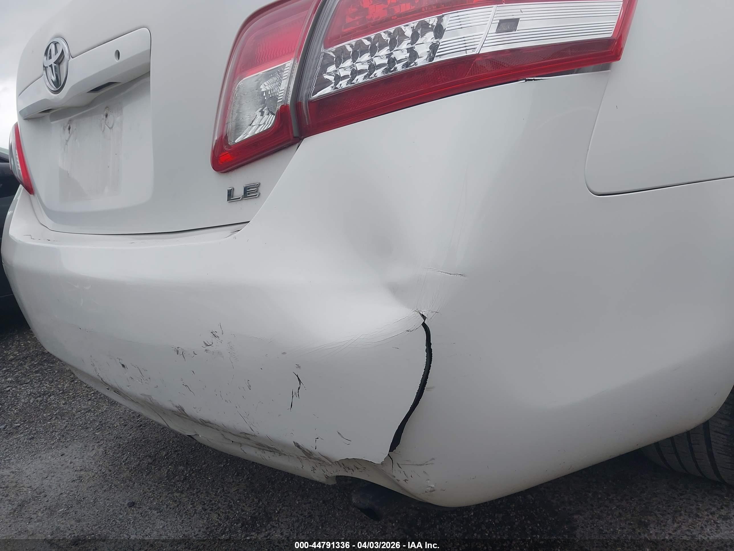 TOYOTA CAMRY image 6