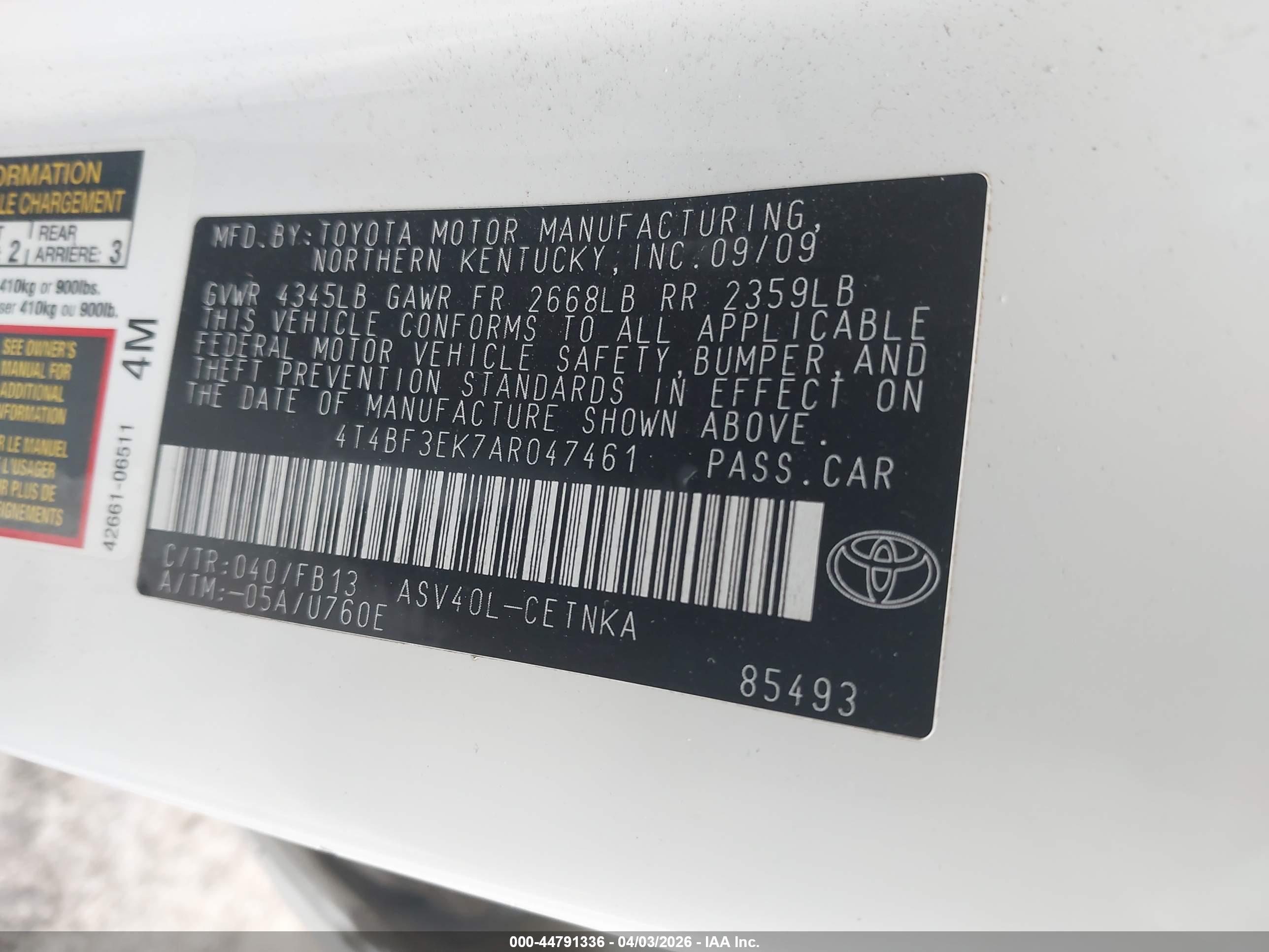 TOYOTA CAMRY image 9