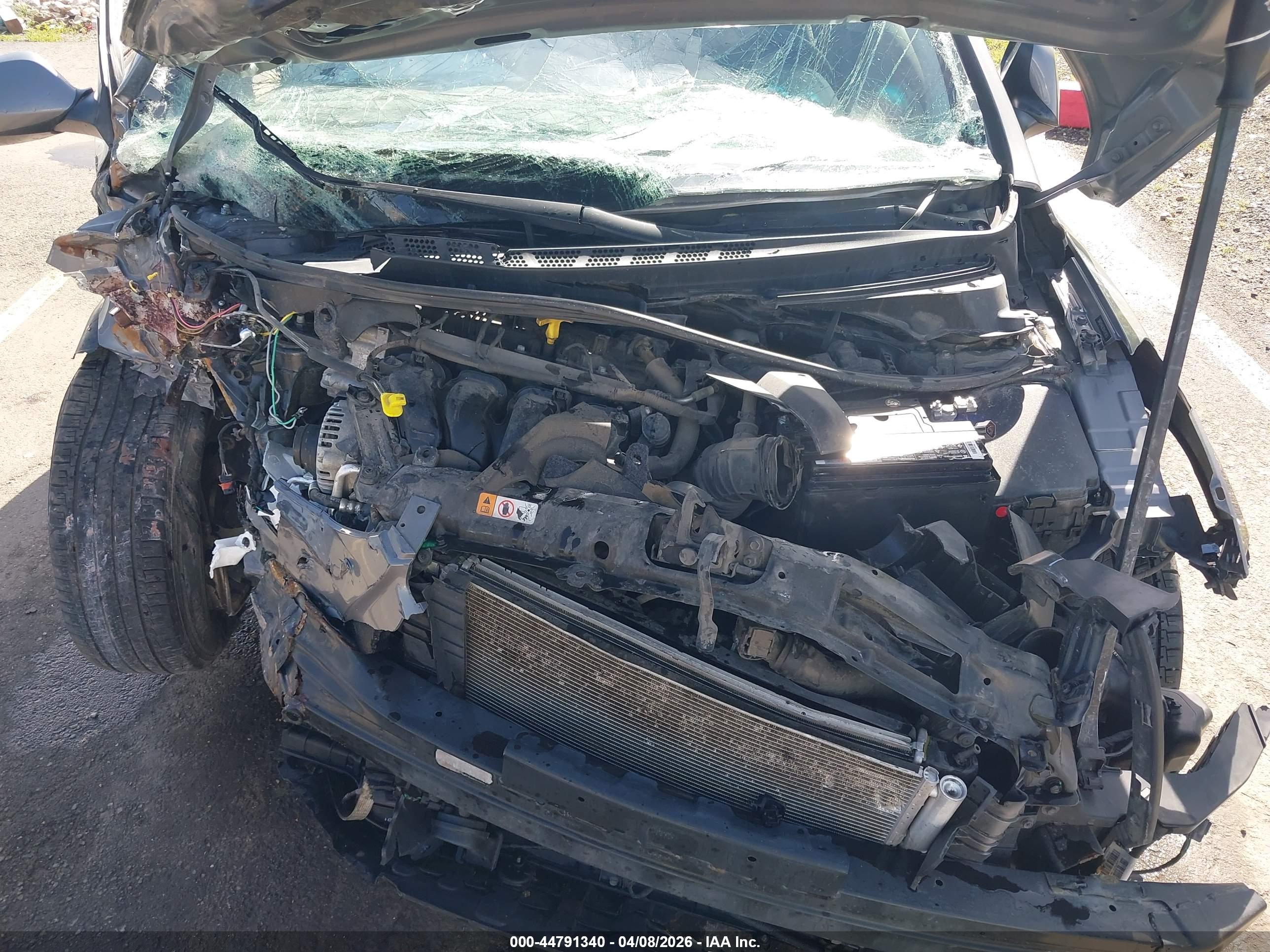 HYUNDAI ELANTRA image 10