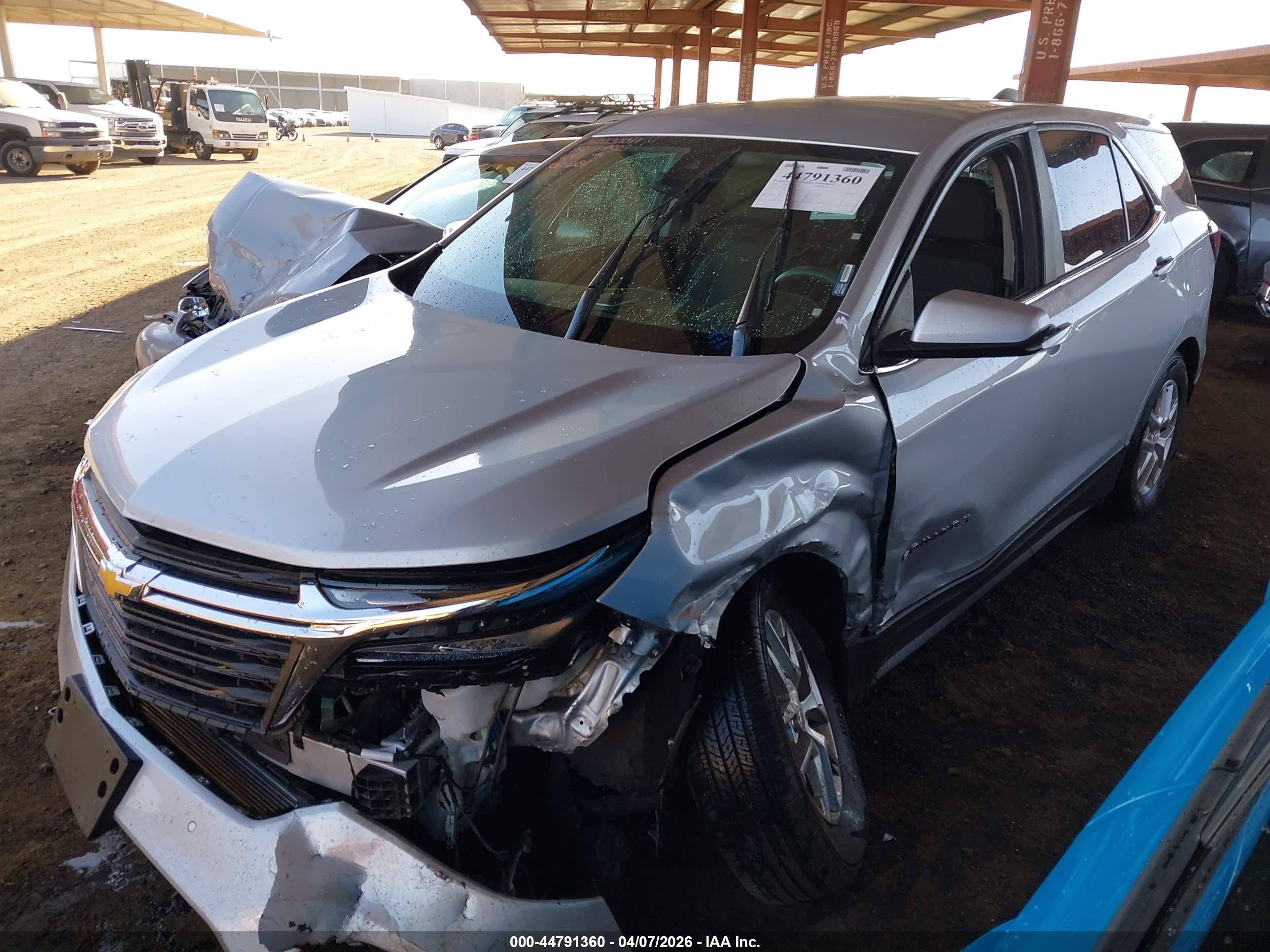 CHEVROLET EQUINOX image 6