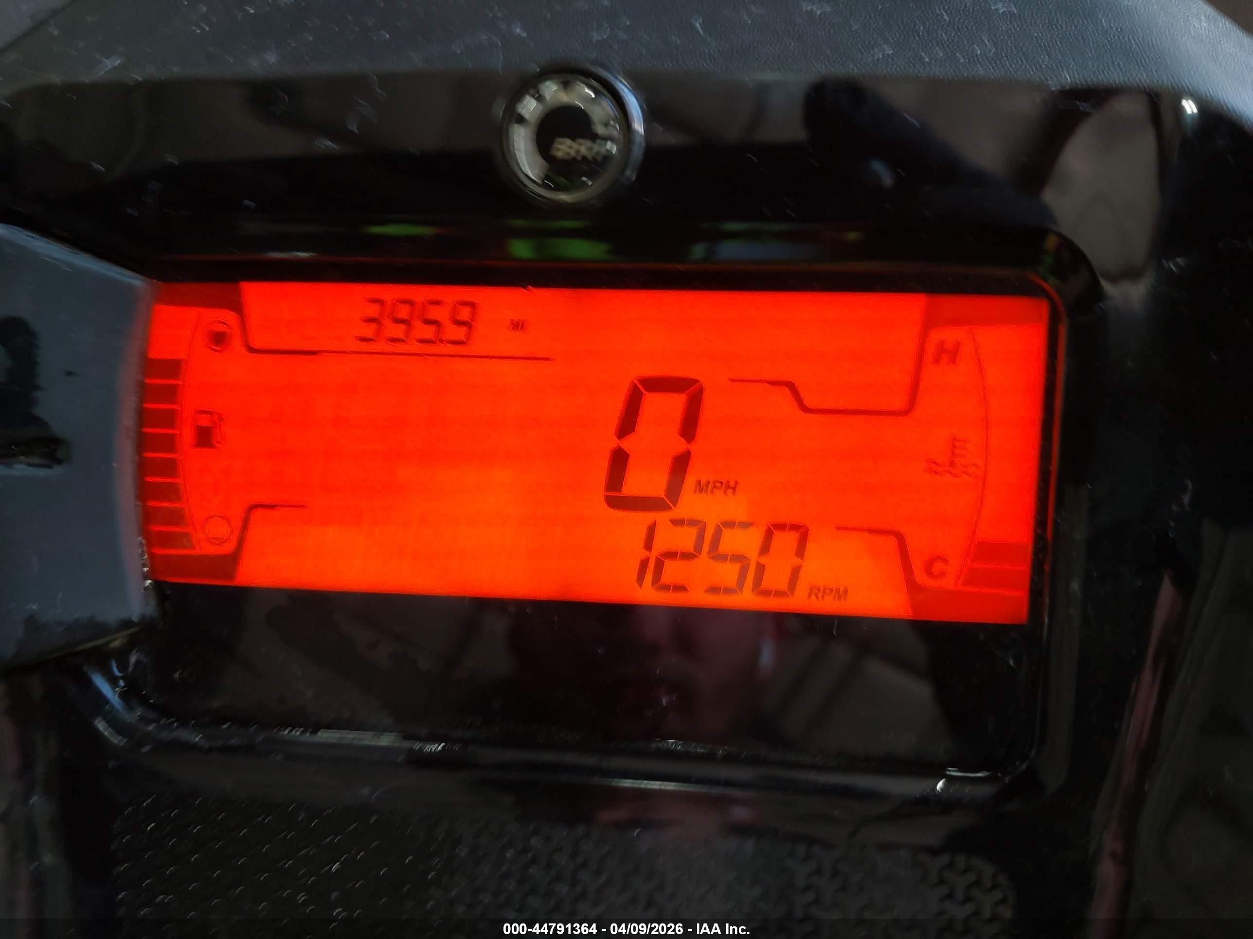 SKI-DOO SUMMIT image 7
