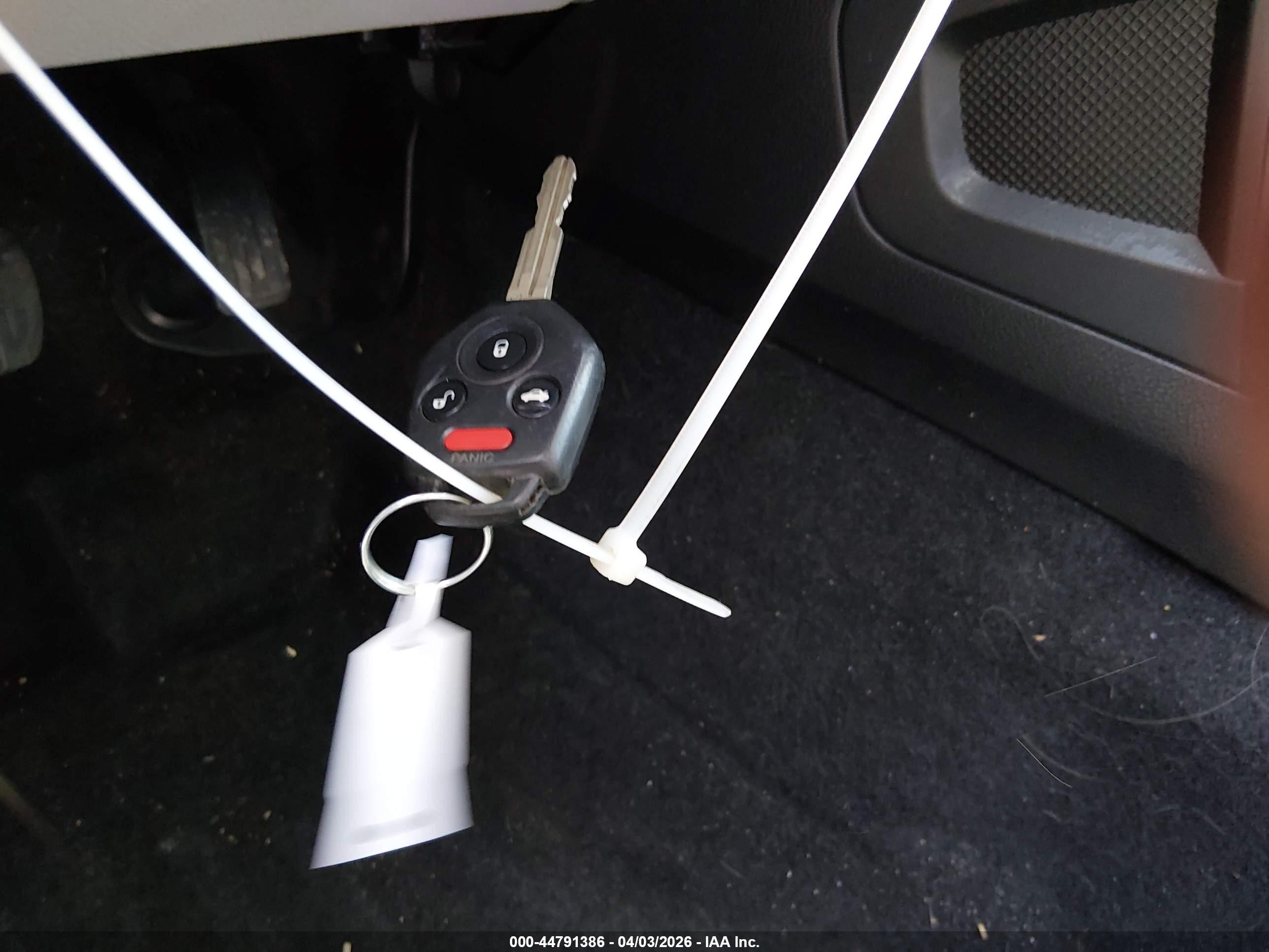 SUBARU FORESTER image 11