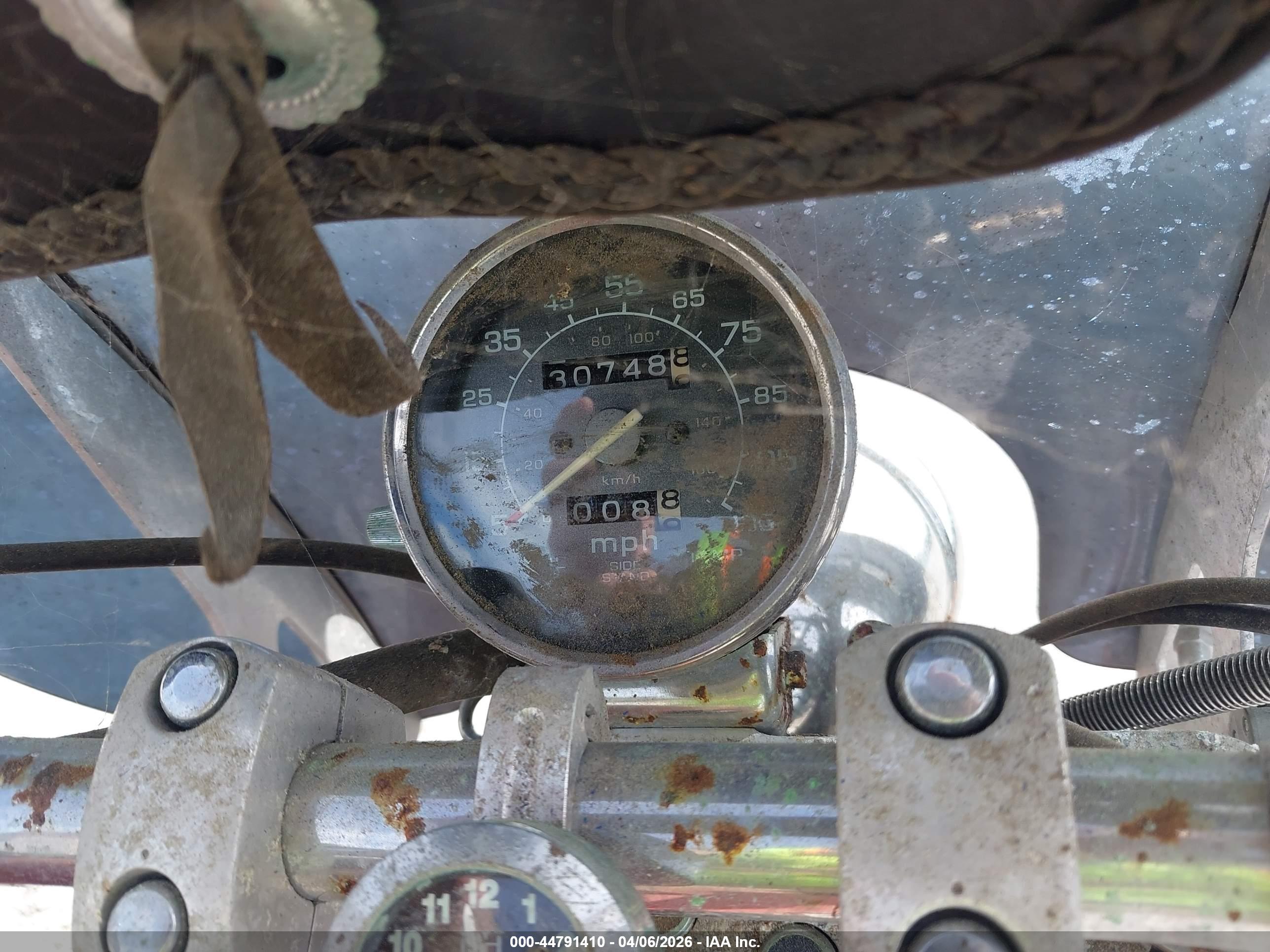 HONDA VT600 image 7