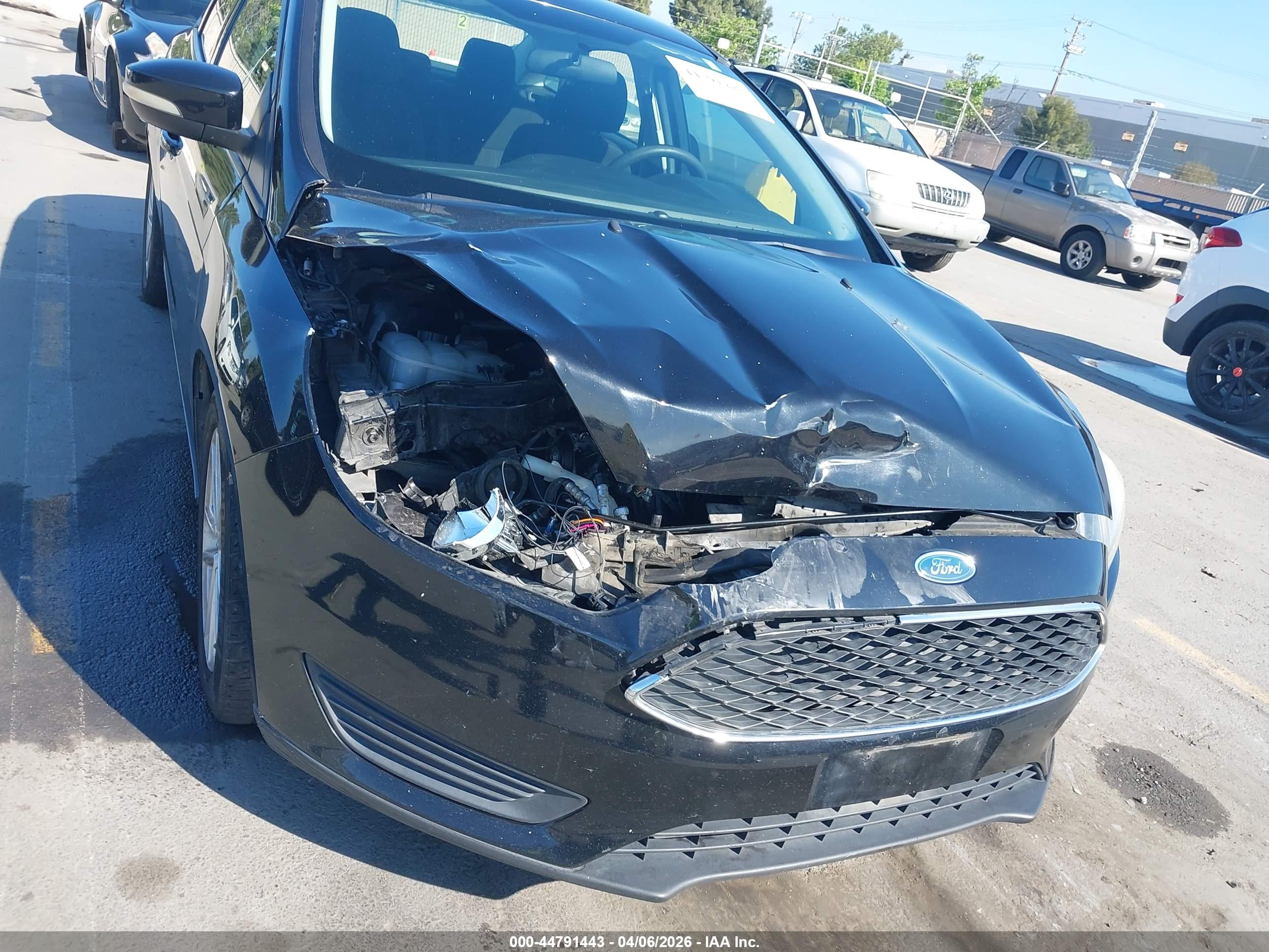 FORD FOCUS image 6