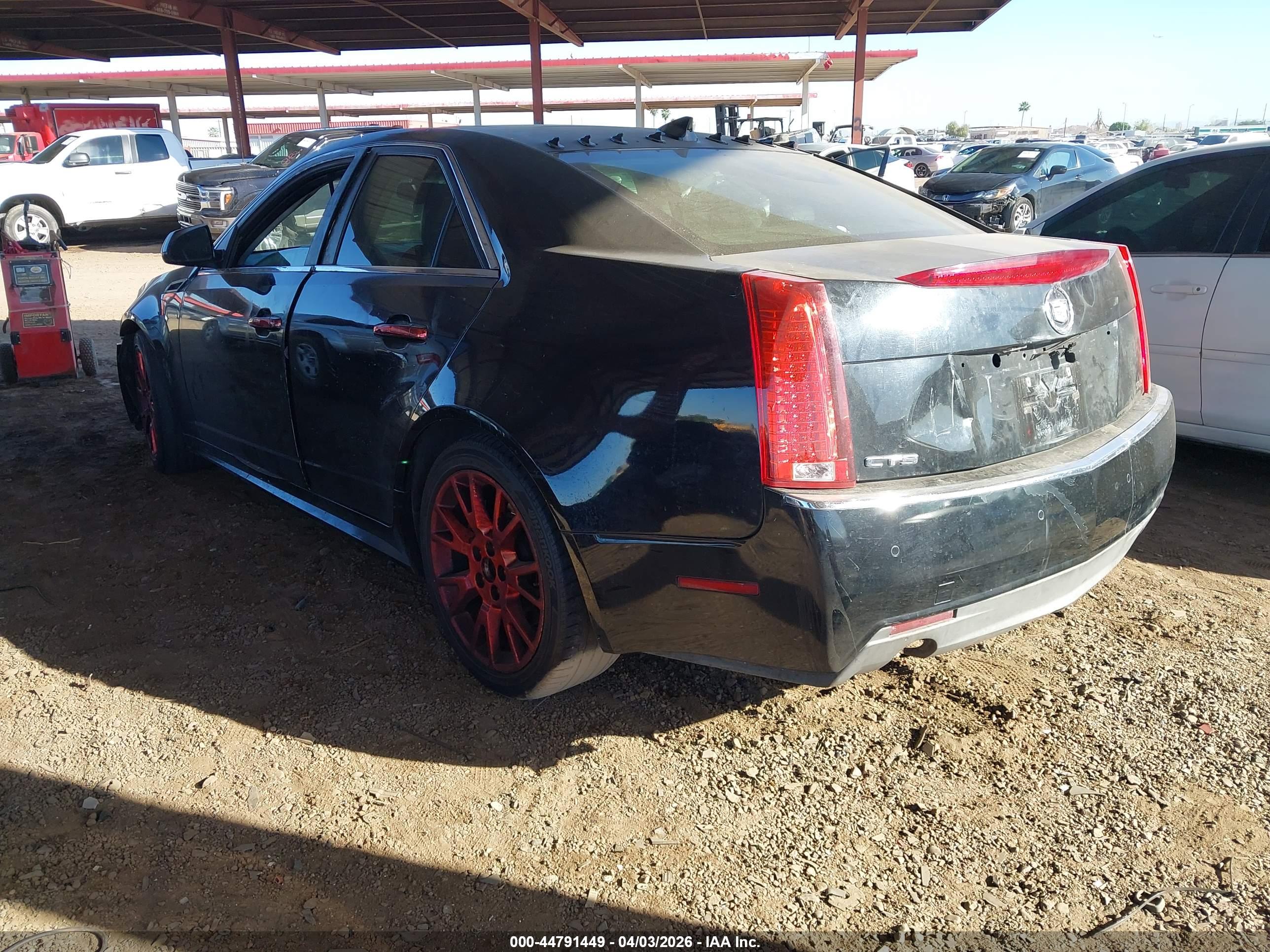 CADILLAC CTS image 3