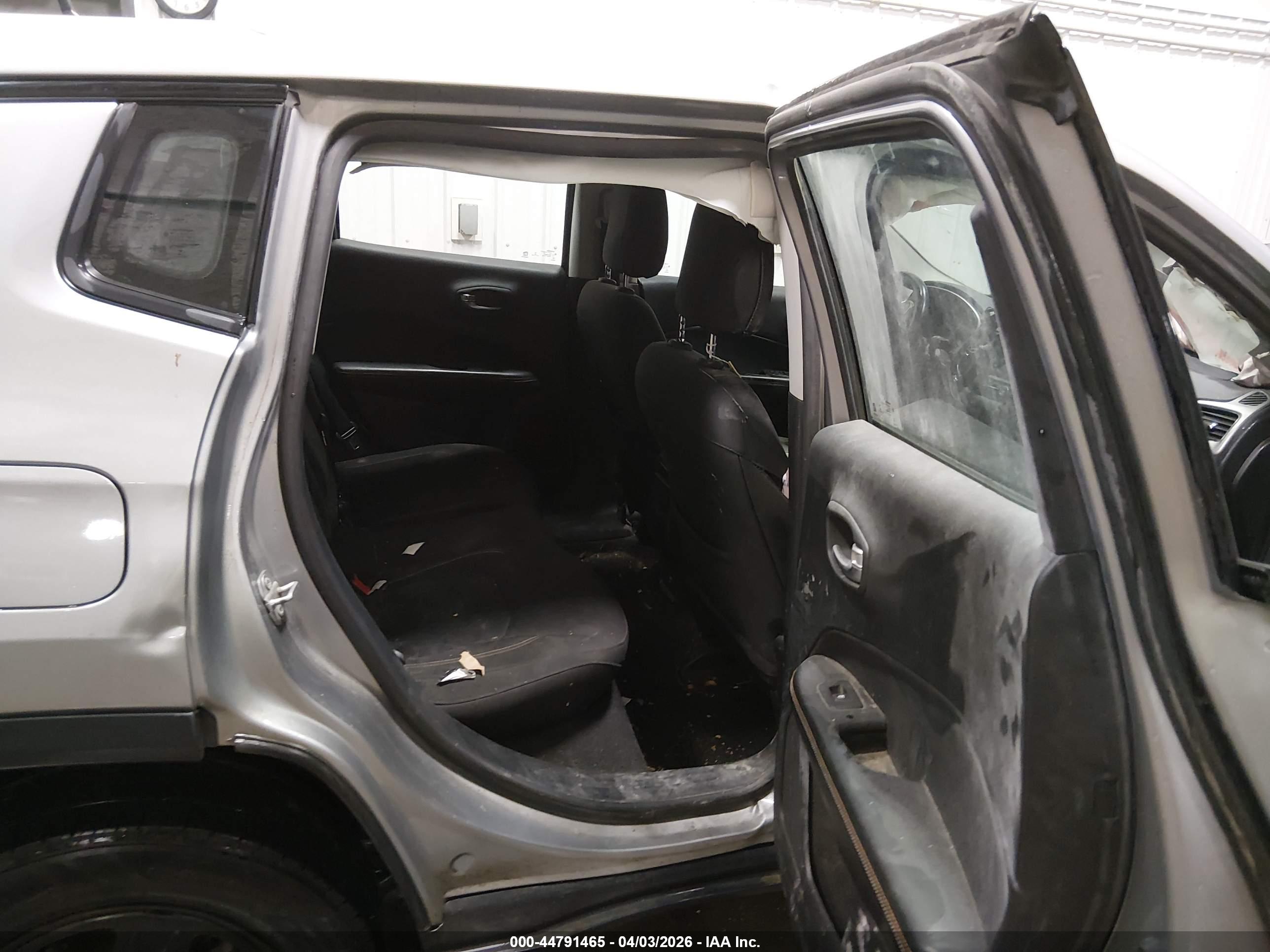 JEEP COMPASS image 8