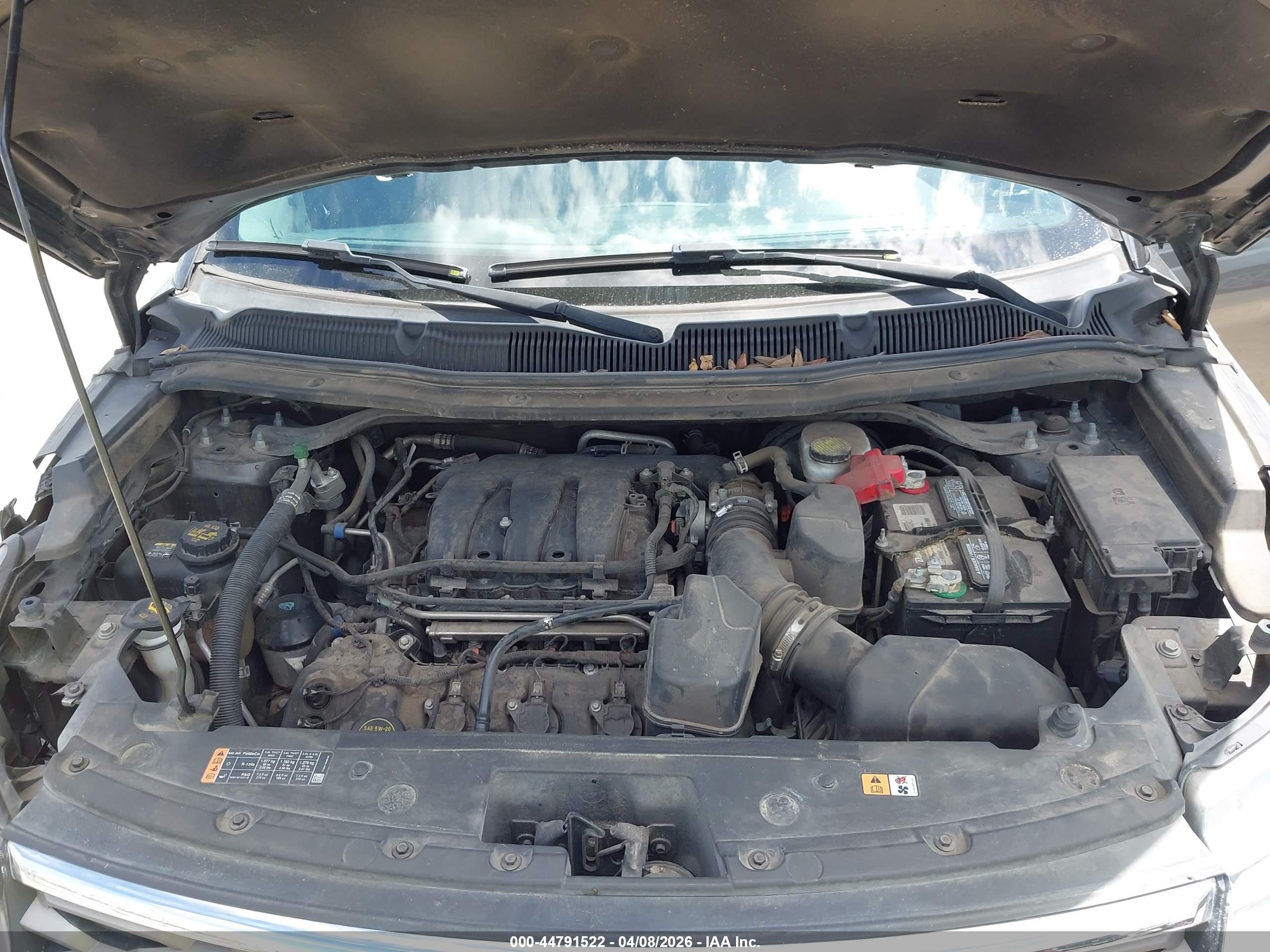 FORD EXPLORER image 10