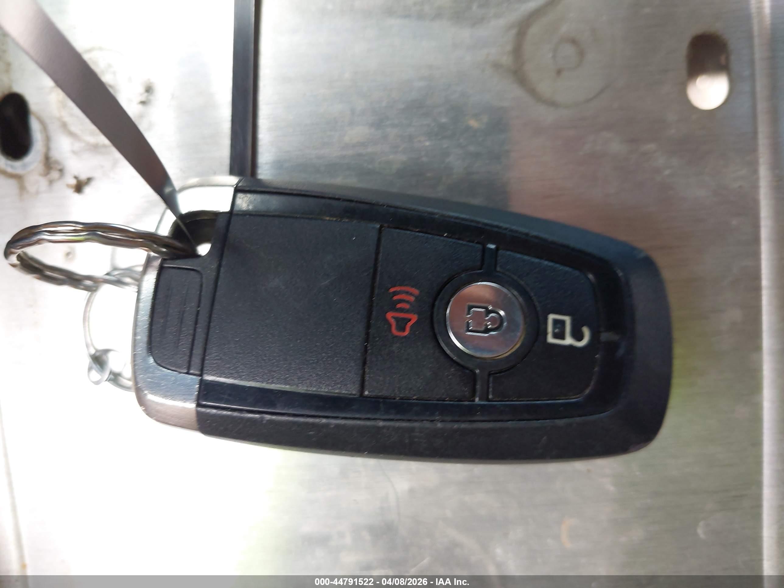 FORD EXPLORER image 11