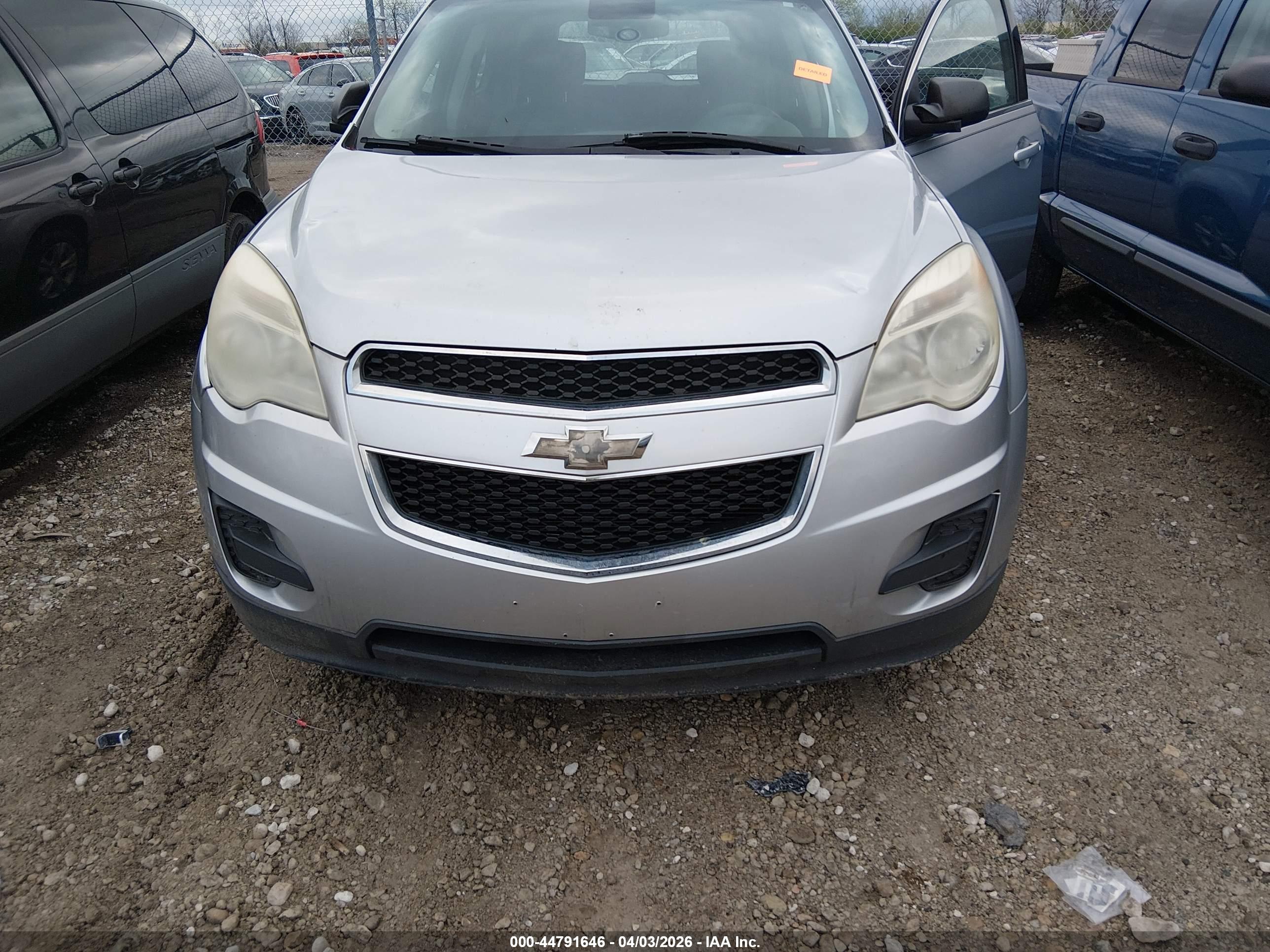 CHEVROLET EQUINOX image 6