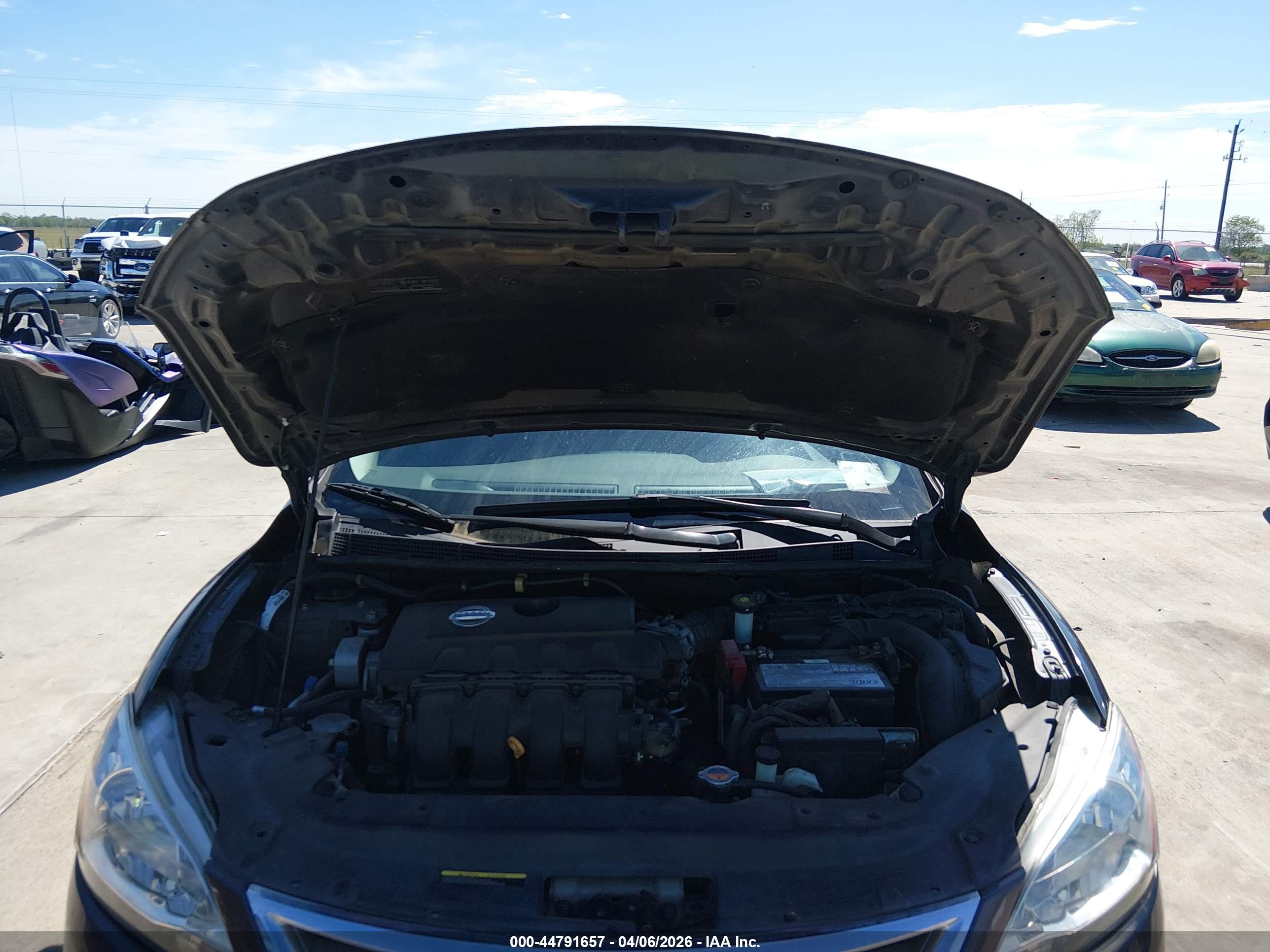 NISSAN SENTRA image 10
