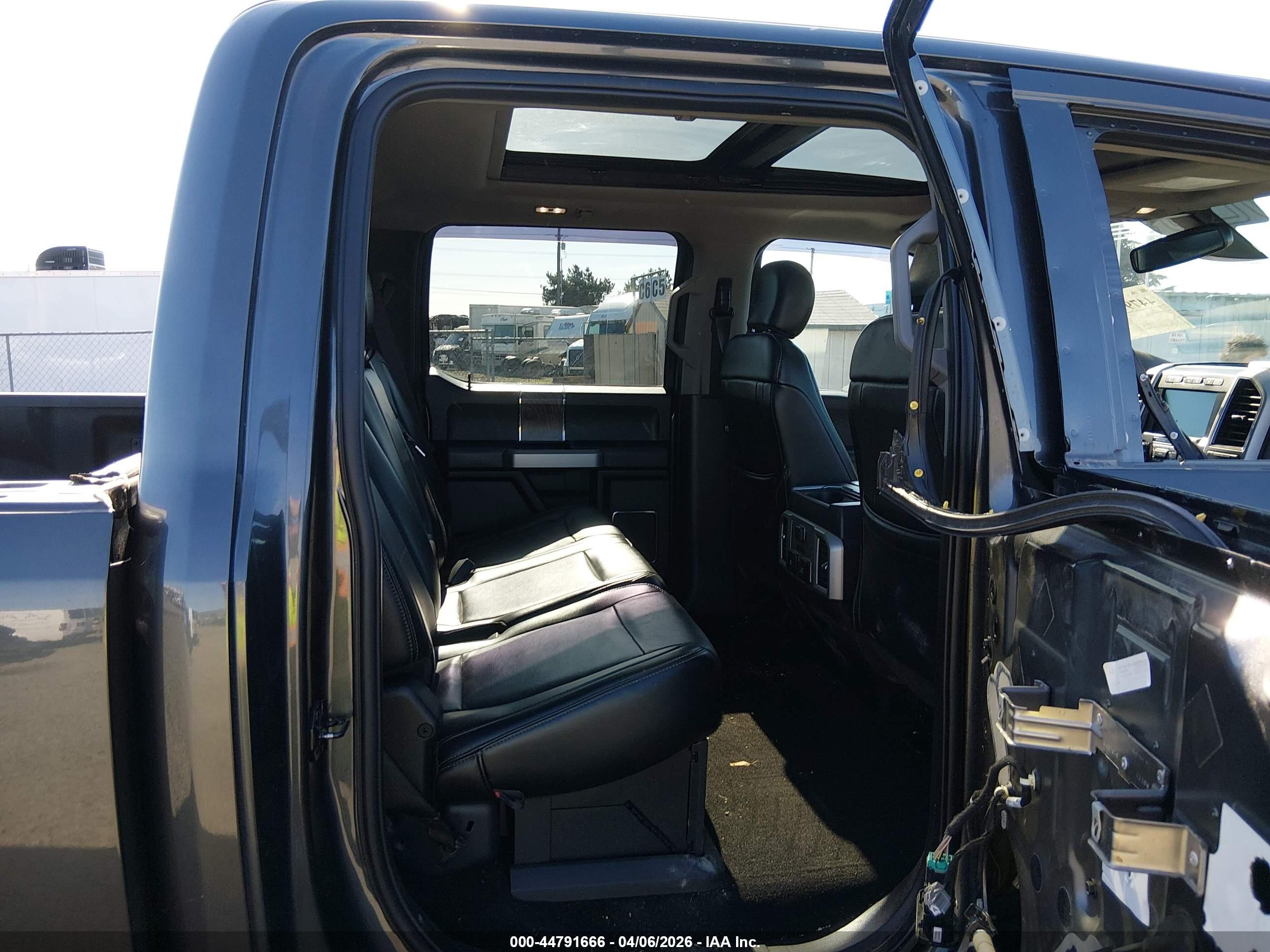FORD F-250 image 8