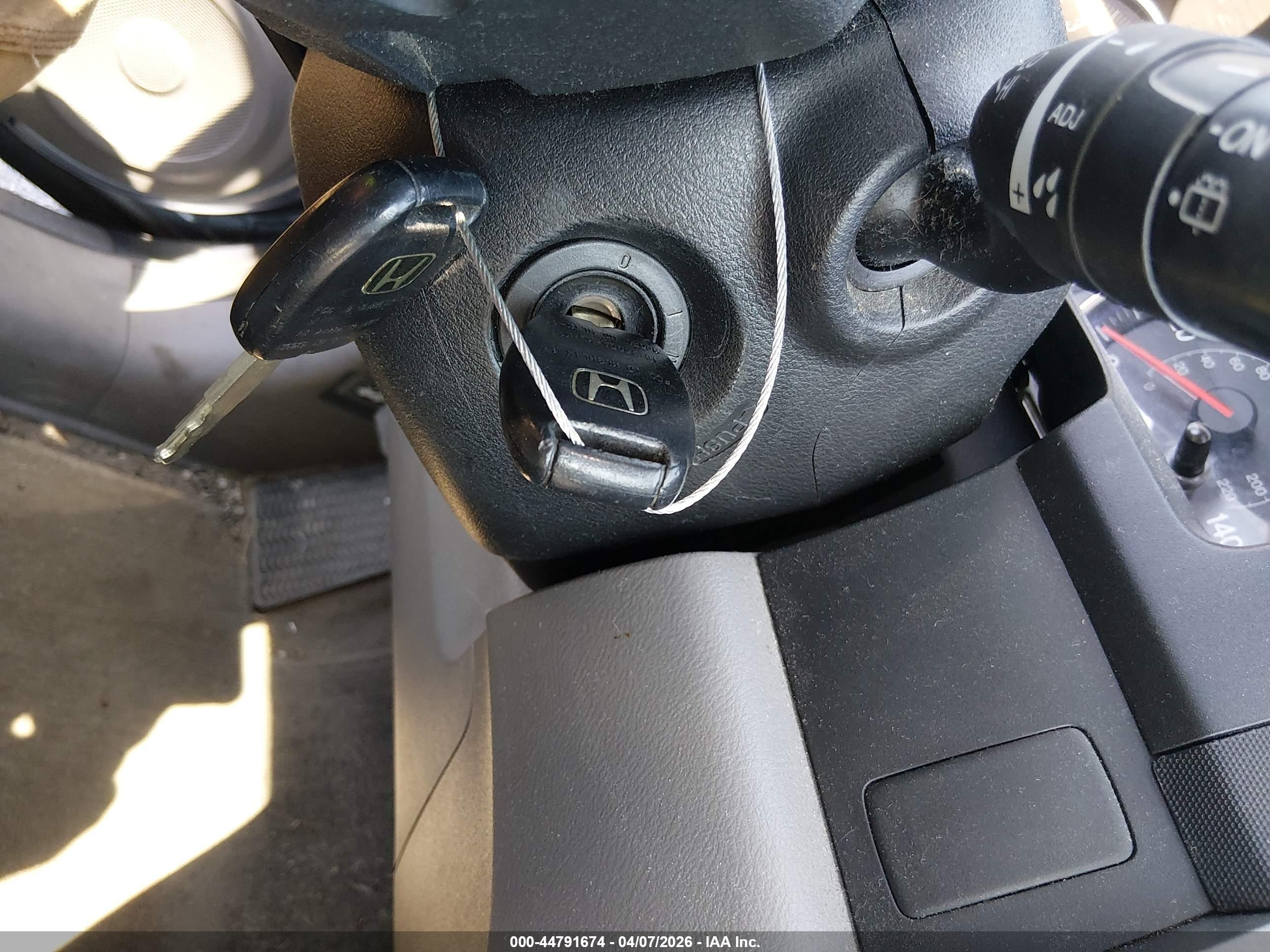HONDA CR-V image 11