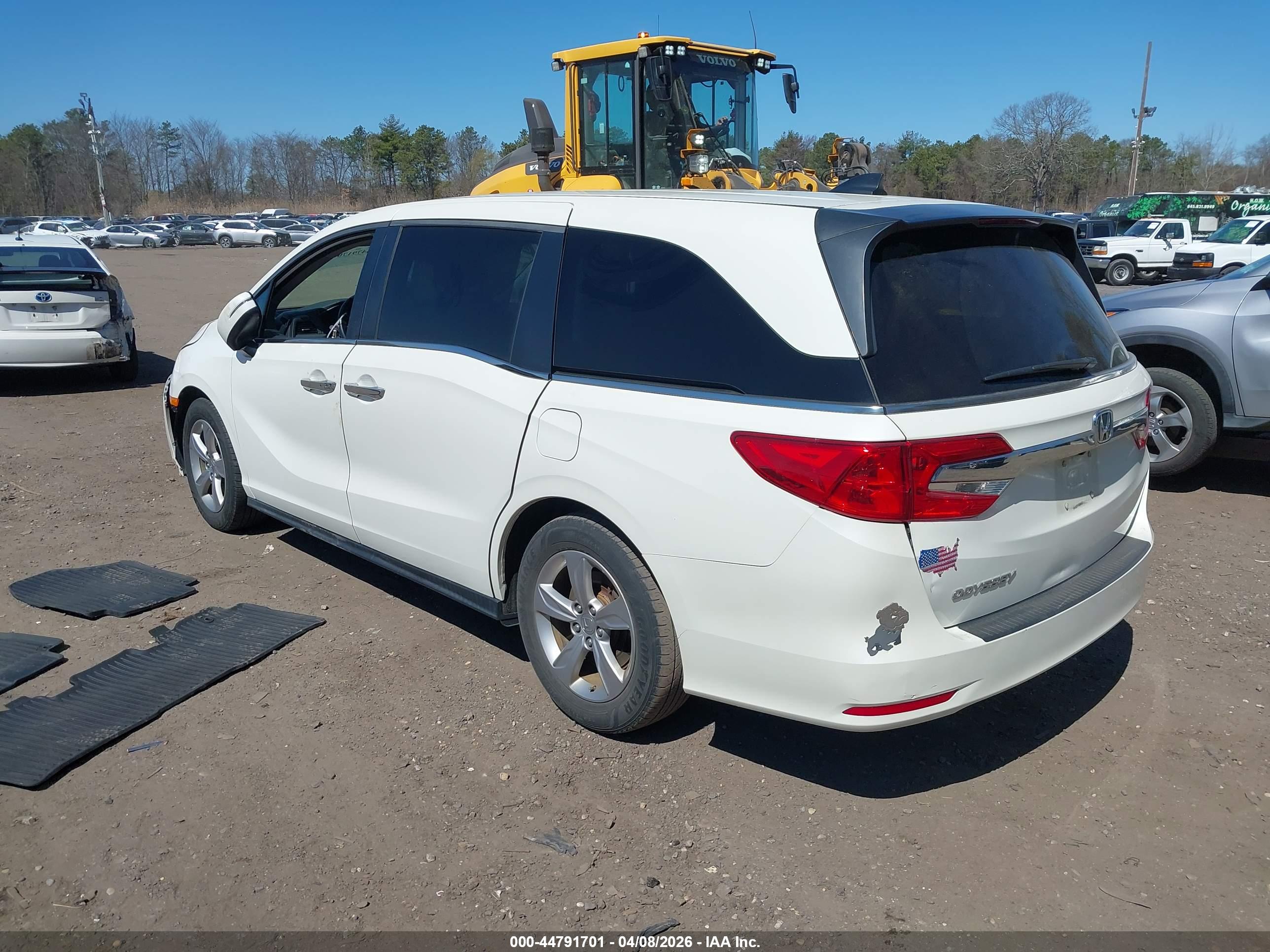 HONDA ODYSSEY image 3