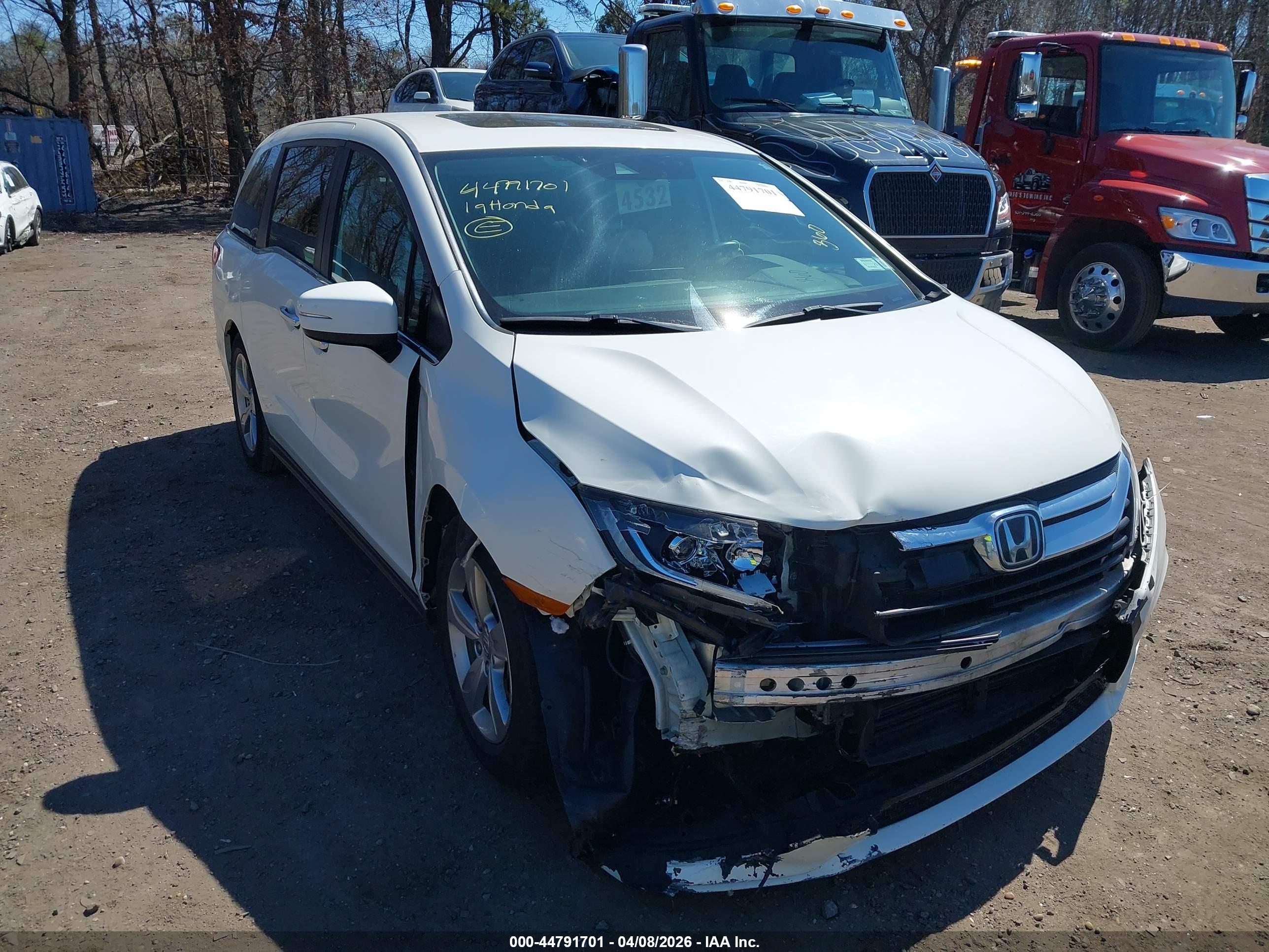 HONDA ODYSSEY image 6