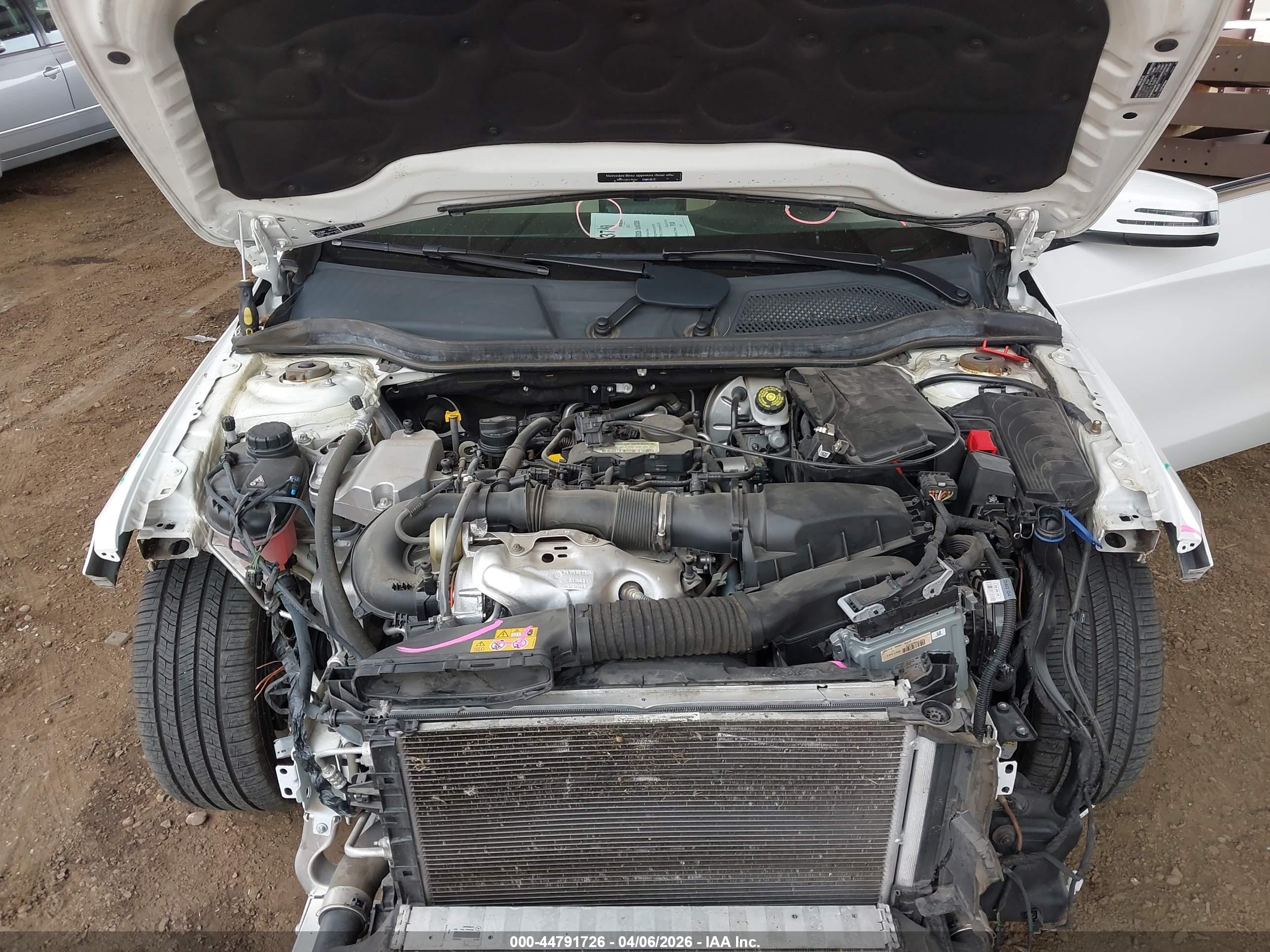 MERCEDES-BENZ CLA image 10