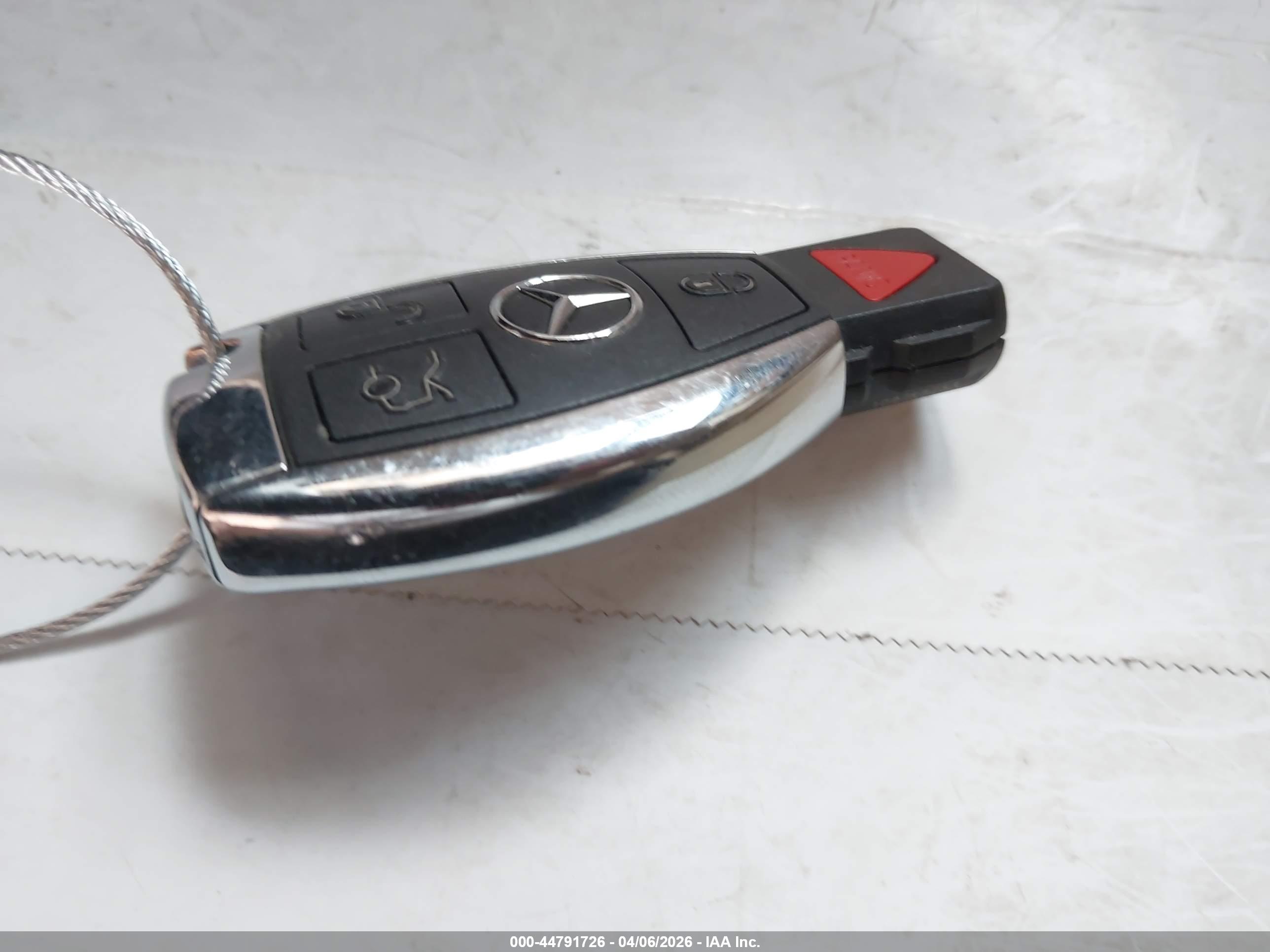 MERCEDES-BENZ CLA image 11