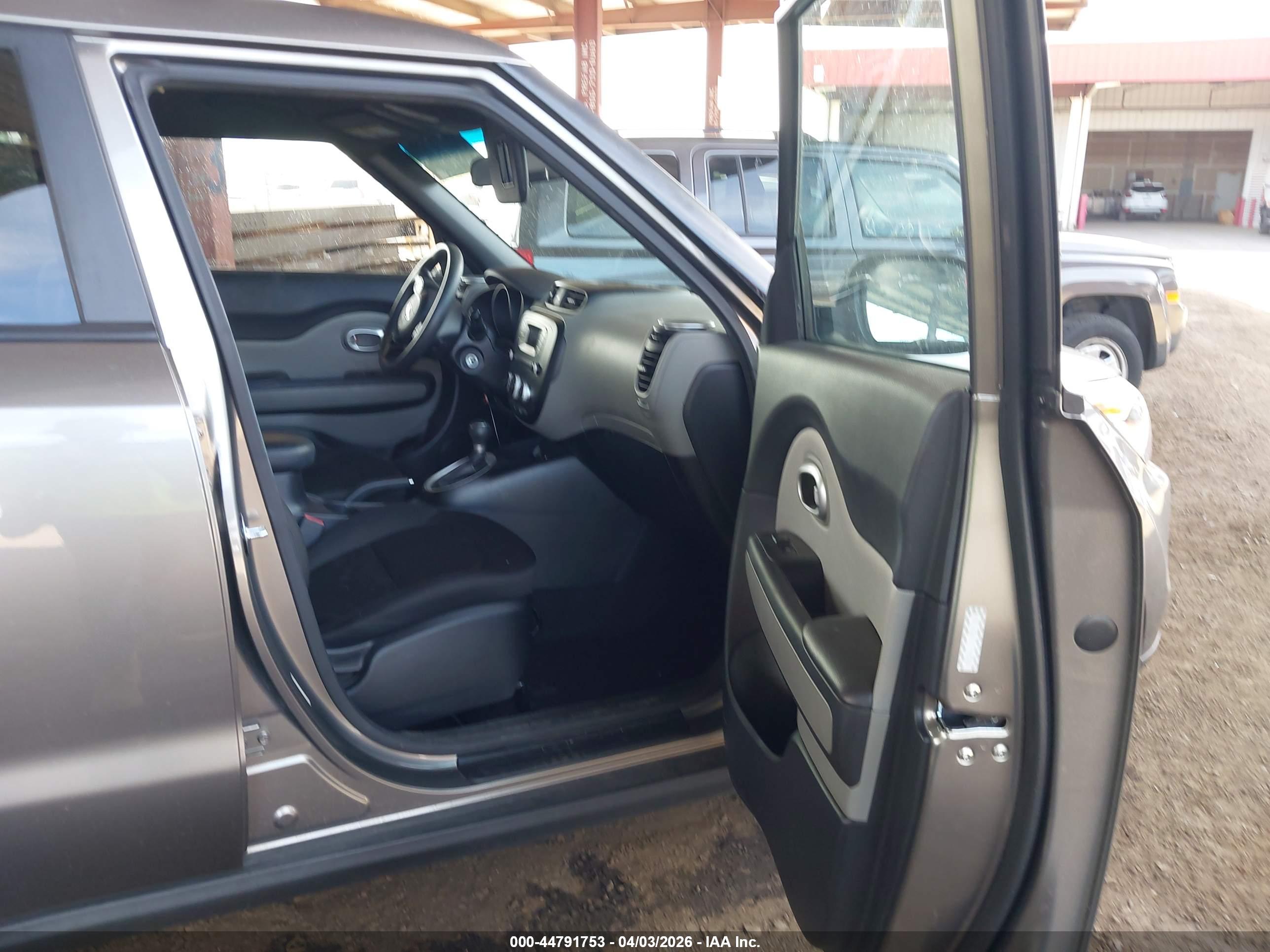 KIA SOUL image 5