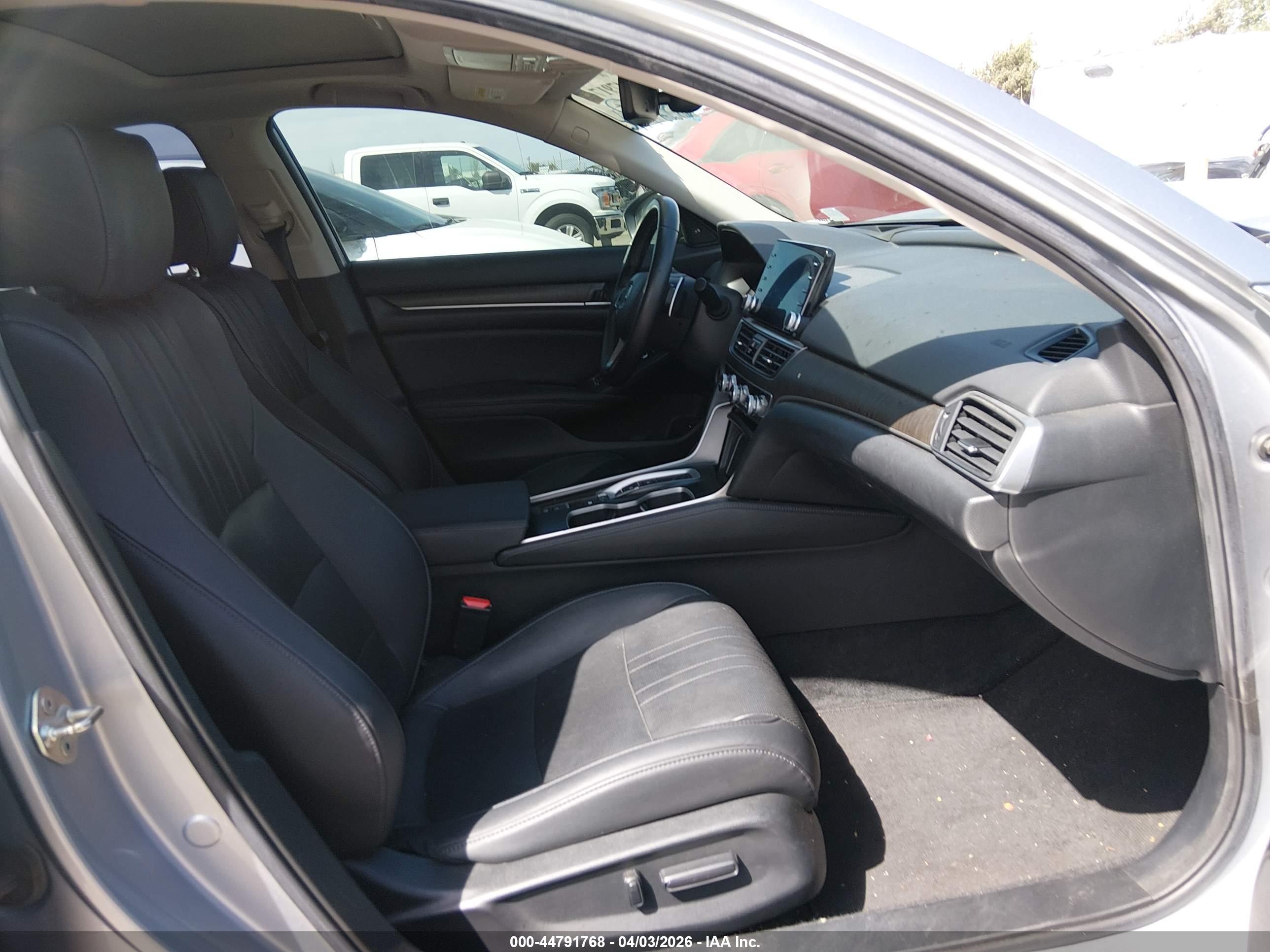HONDA ACCORD image 5