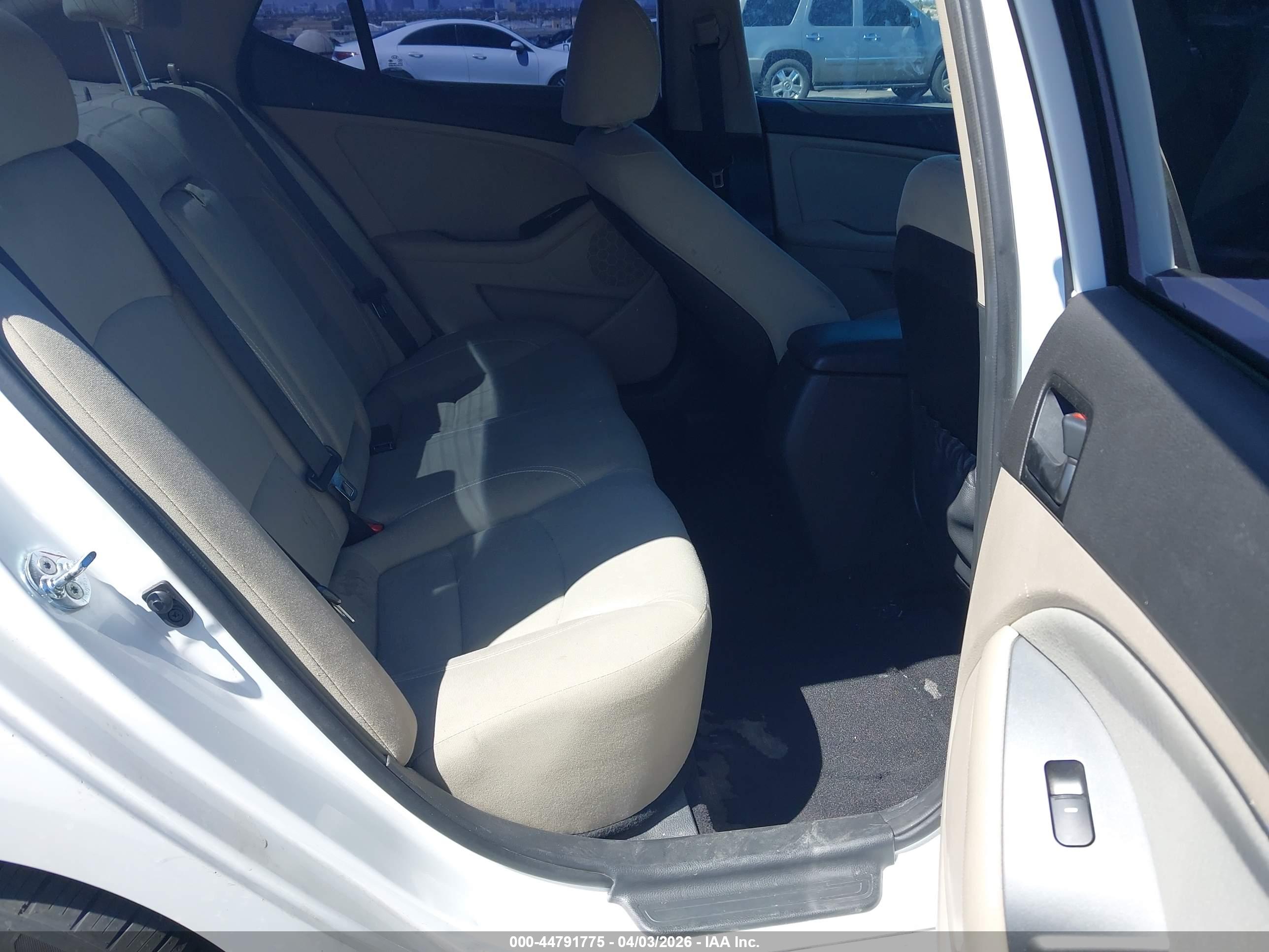 KIA OPTIMA image 8