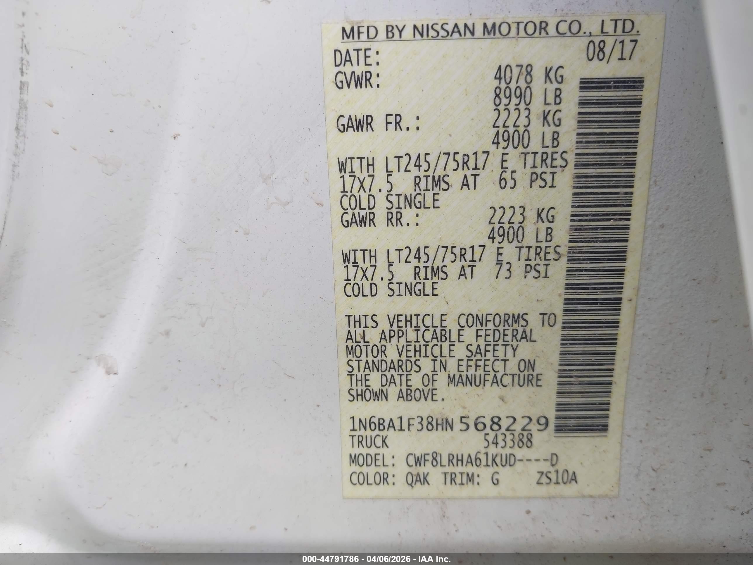 NISSAN TITAN image 9