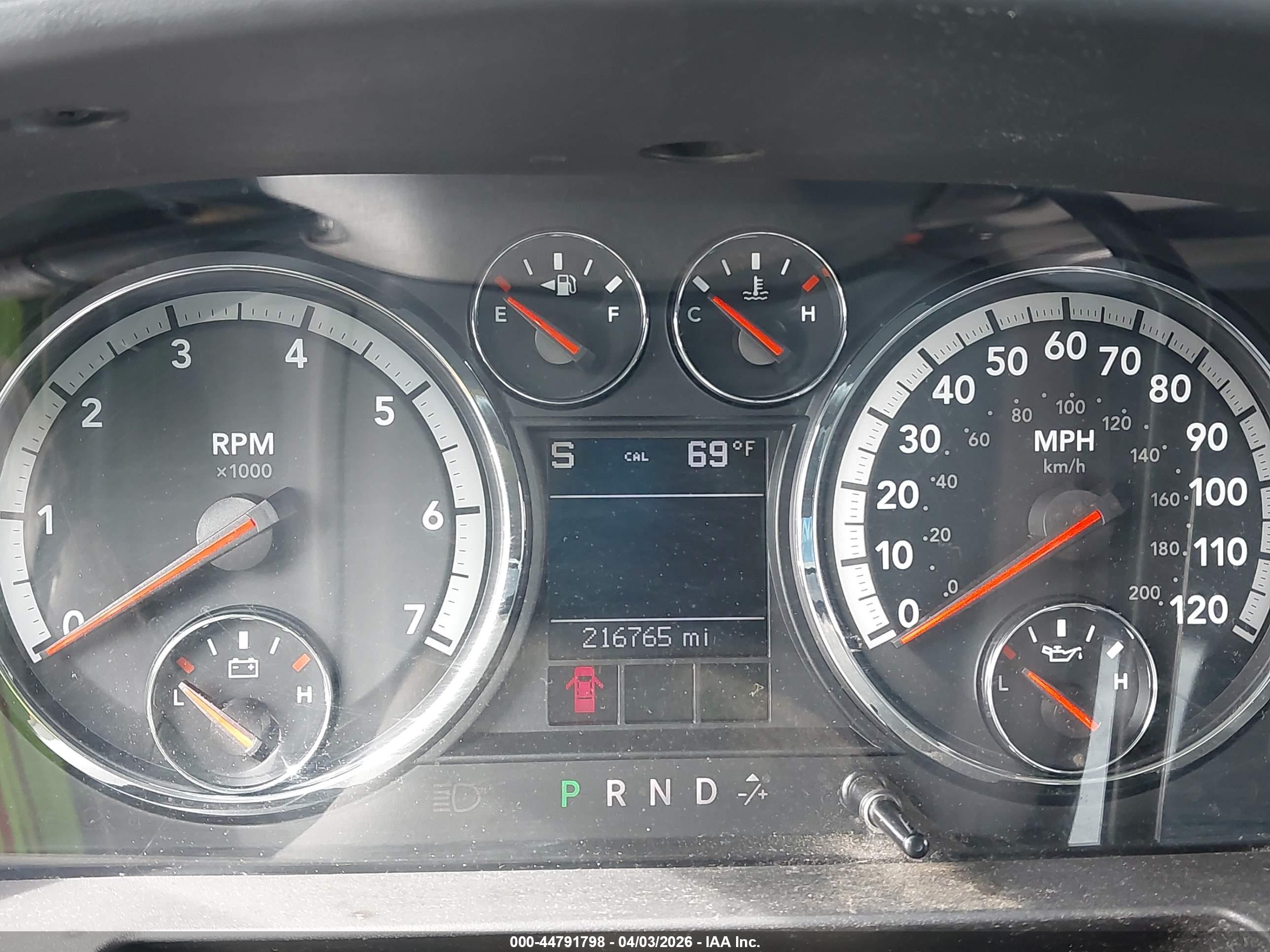 DODGE RAM image 7