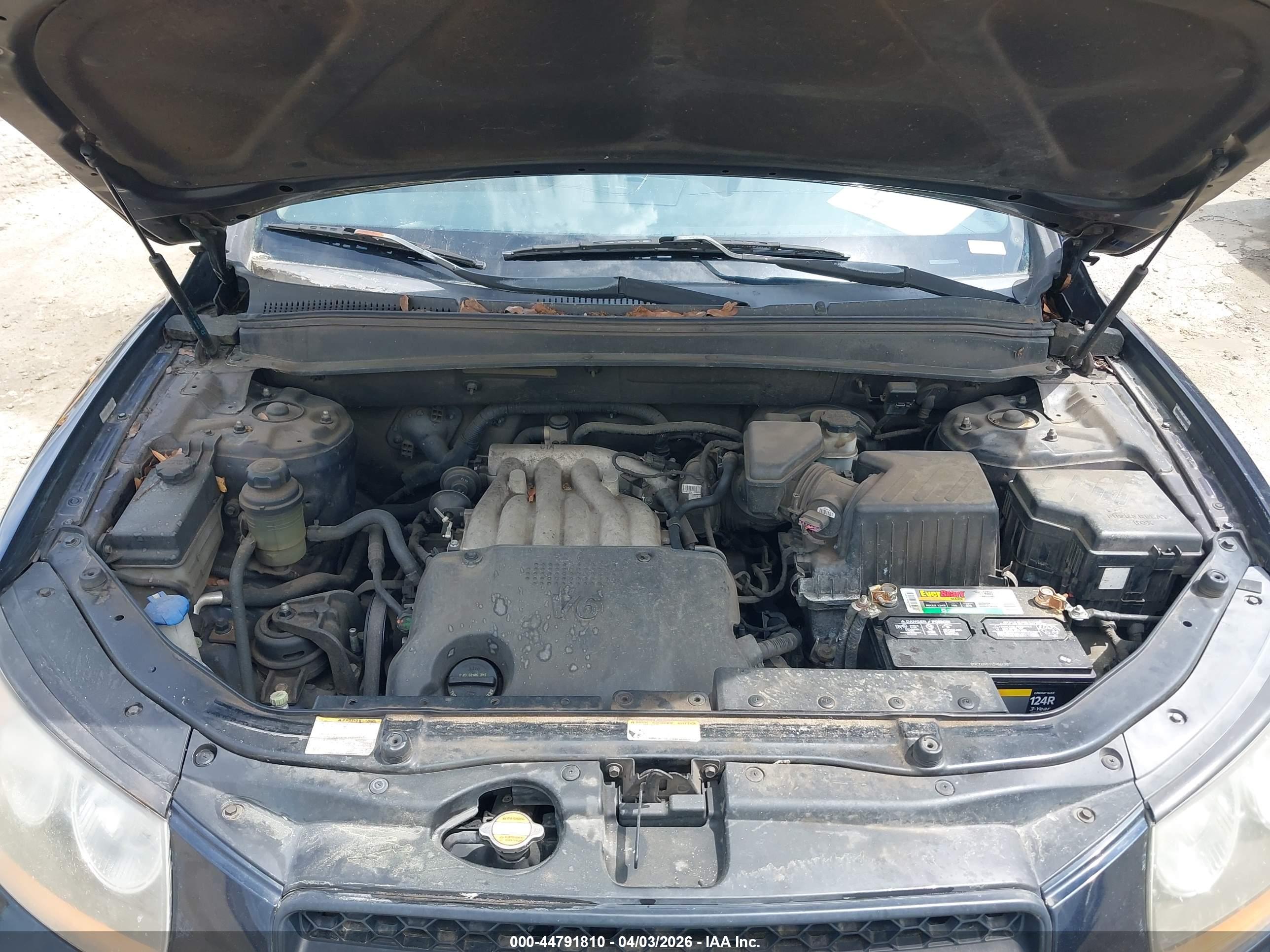 HYUNDAI SANTA image 10