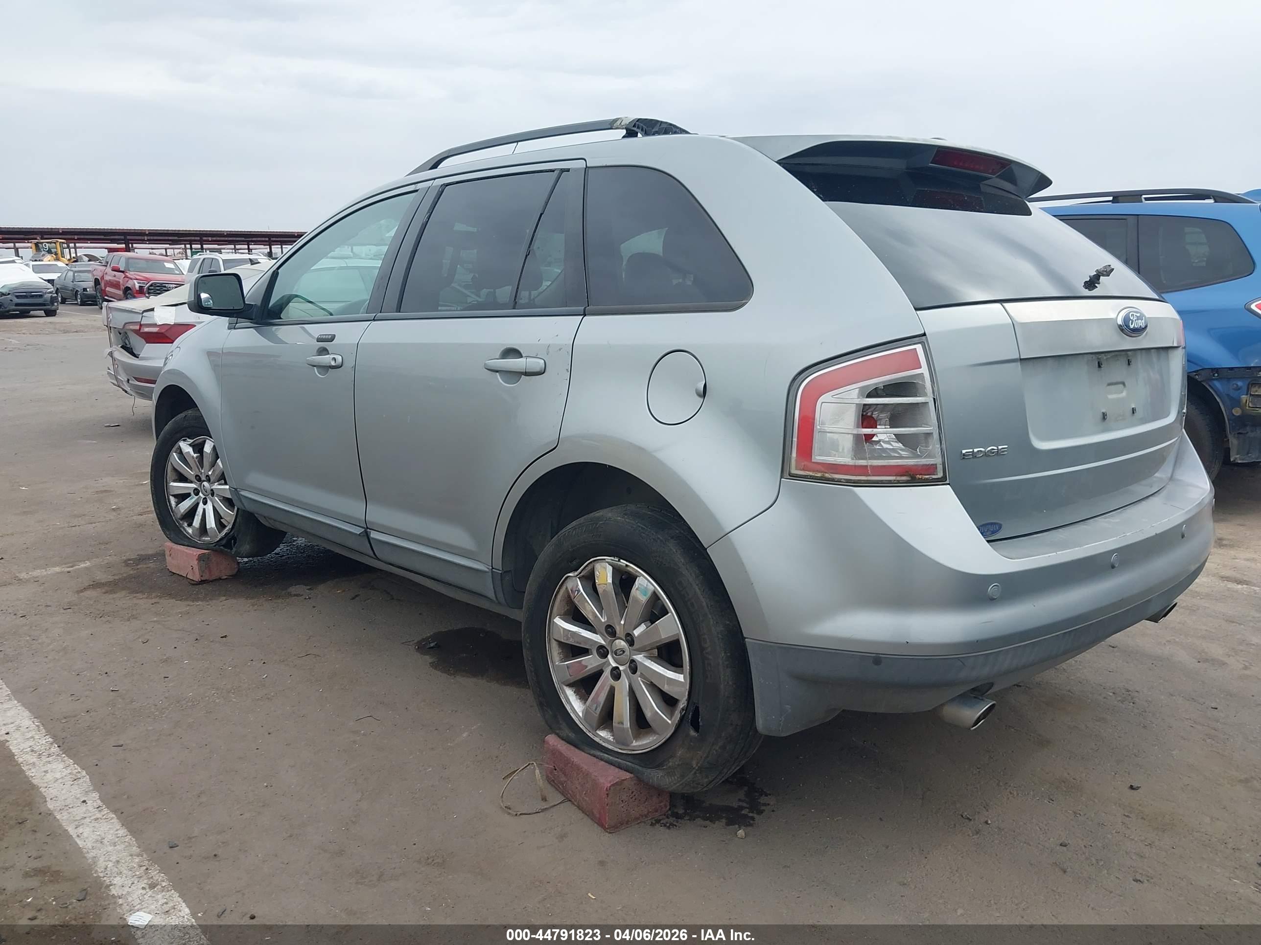 FORD EDGE image 3