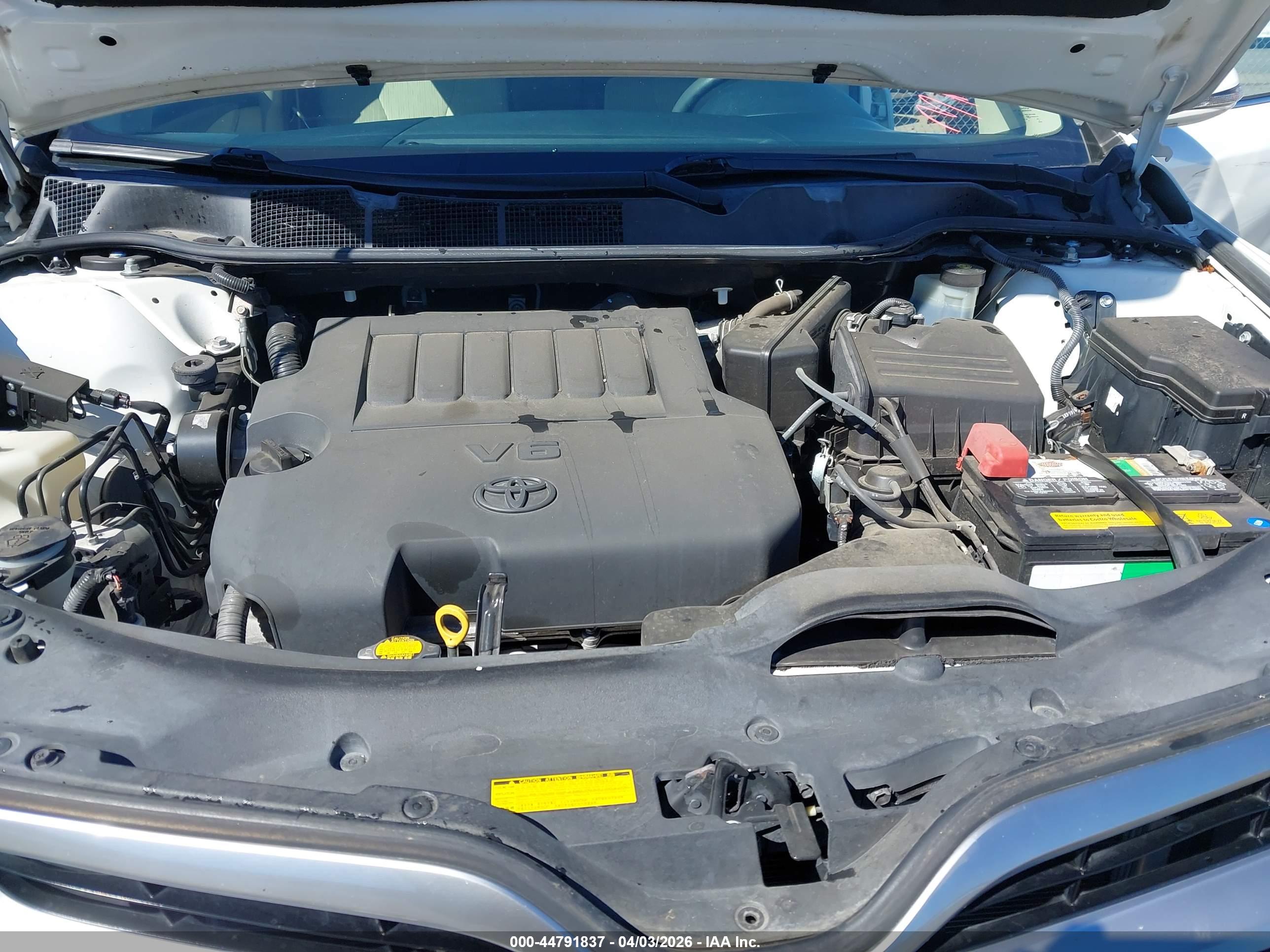 TOYOTA VENZA image 10