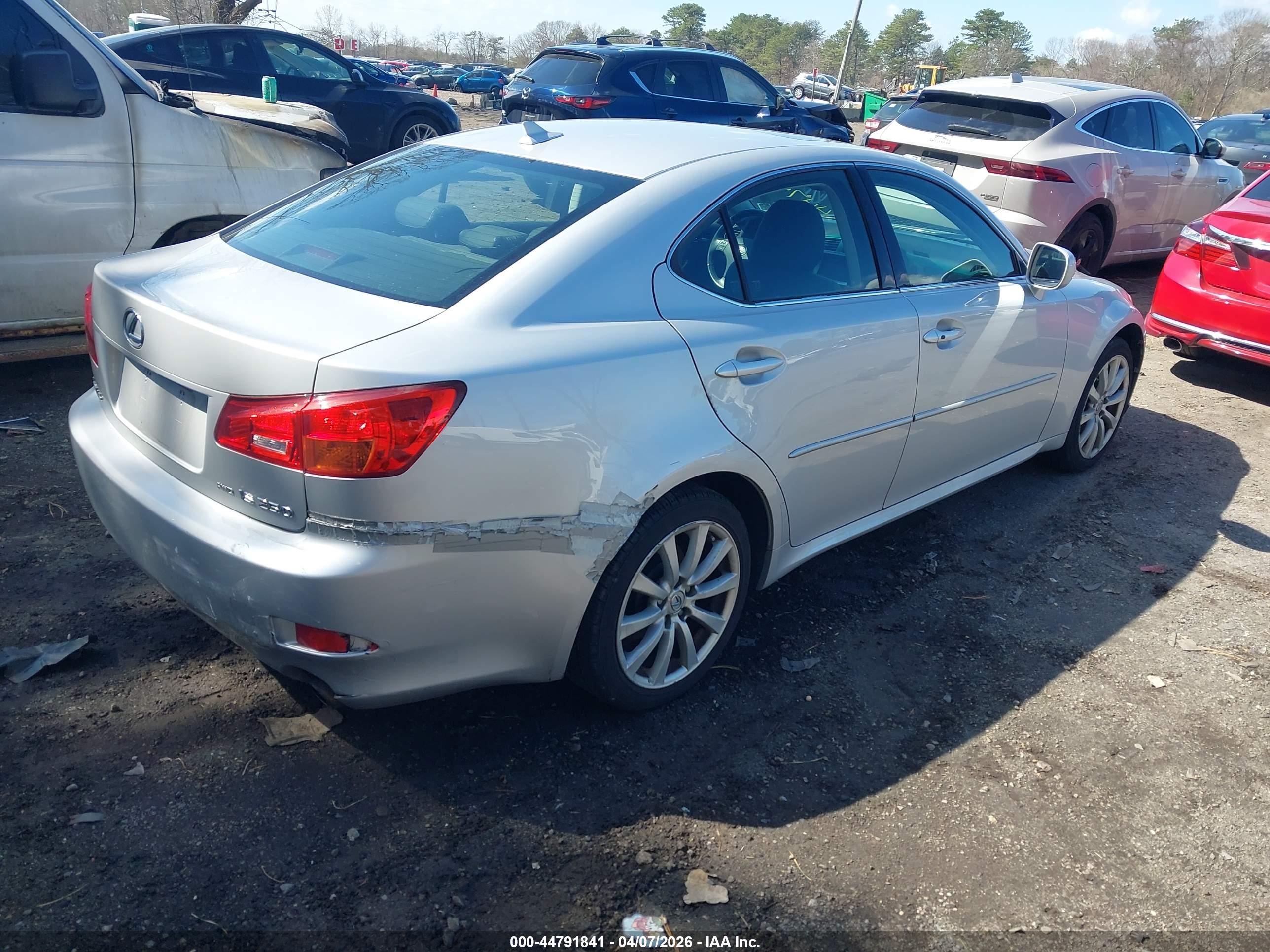 LEXUS IS image 4