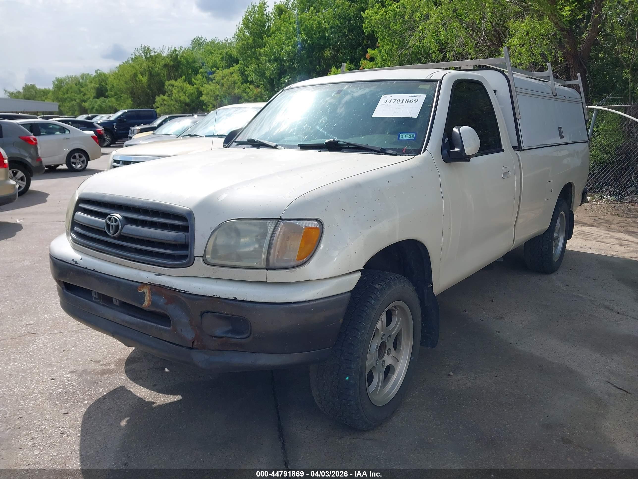 TOYOTA TUNDRA image 2