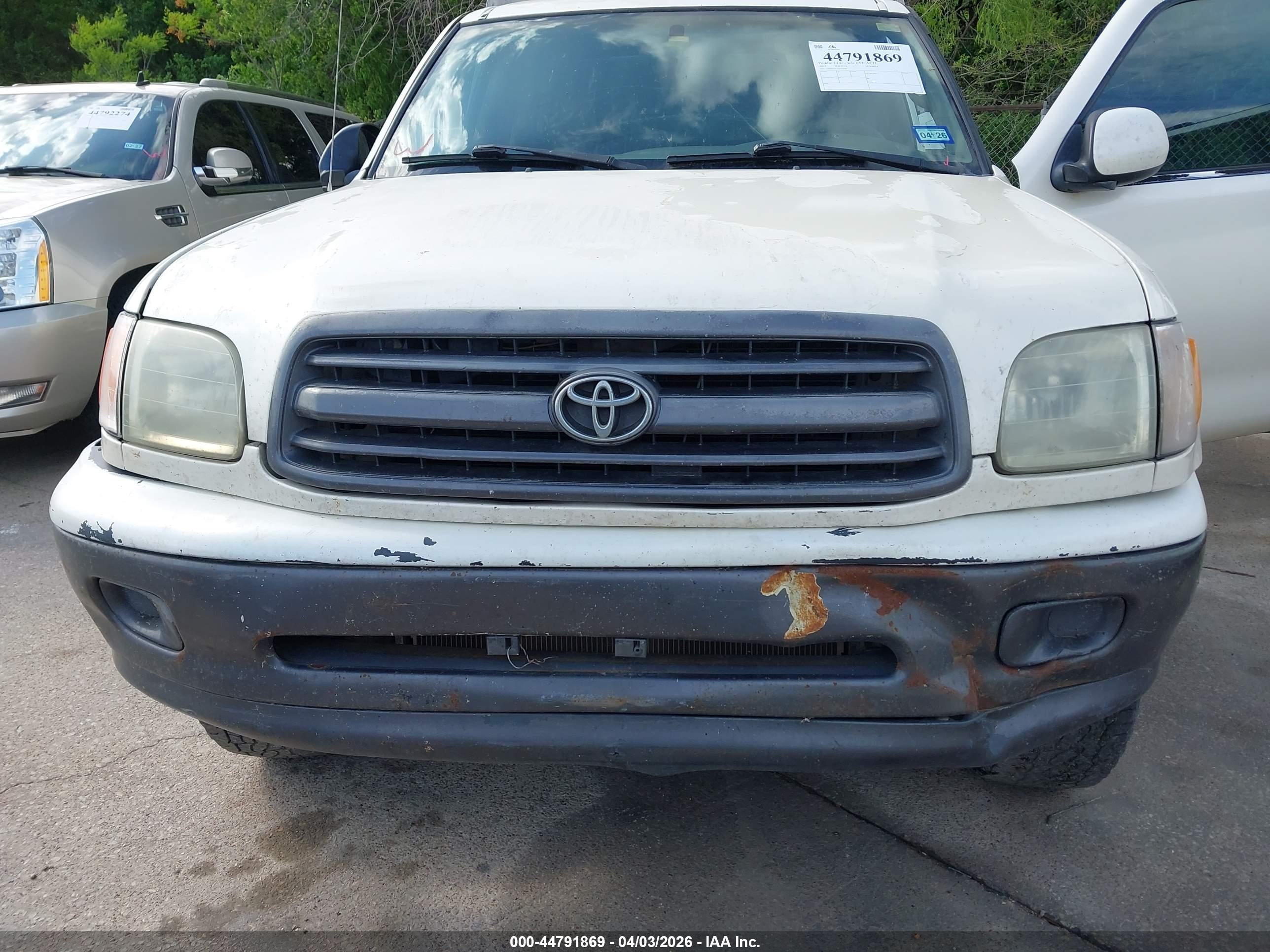 TOYOTA TUNDRA image 6