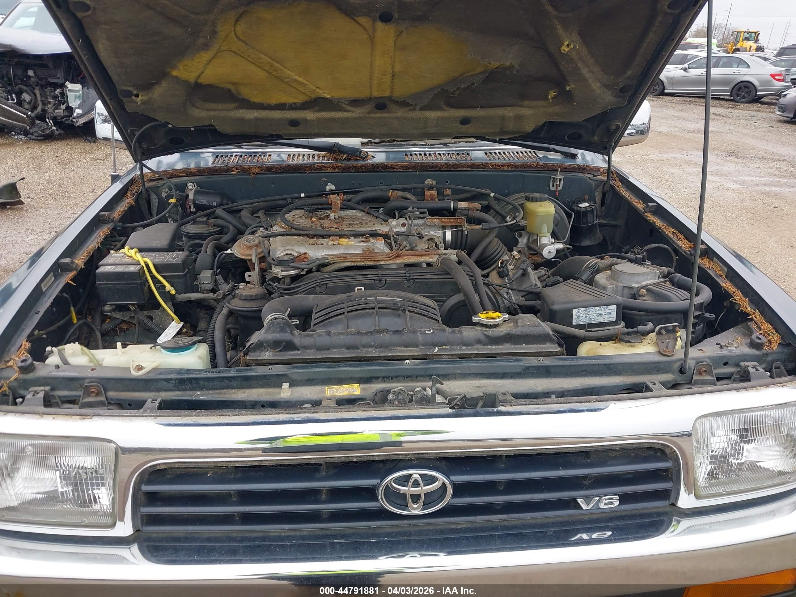 TOYOTA 4RUNNER image 10