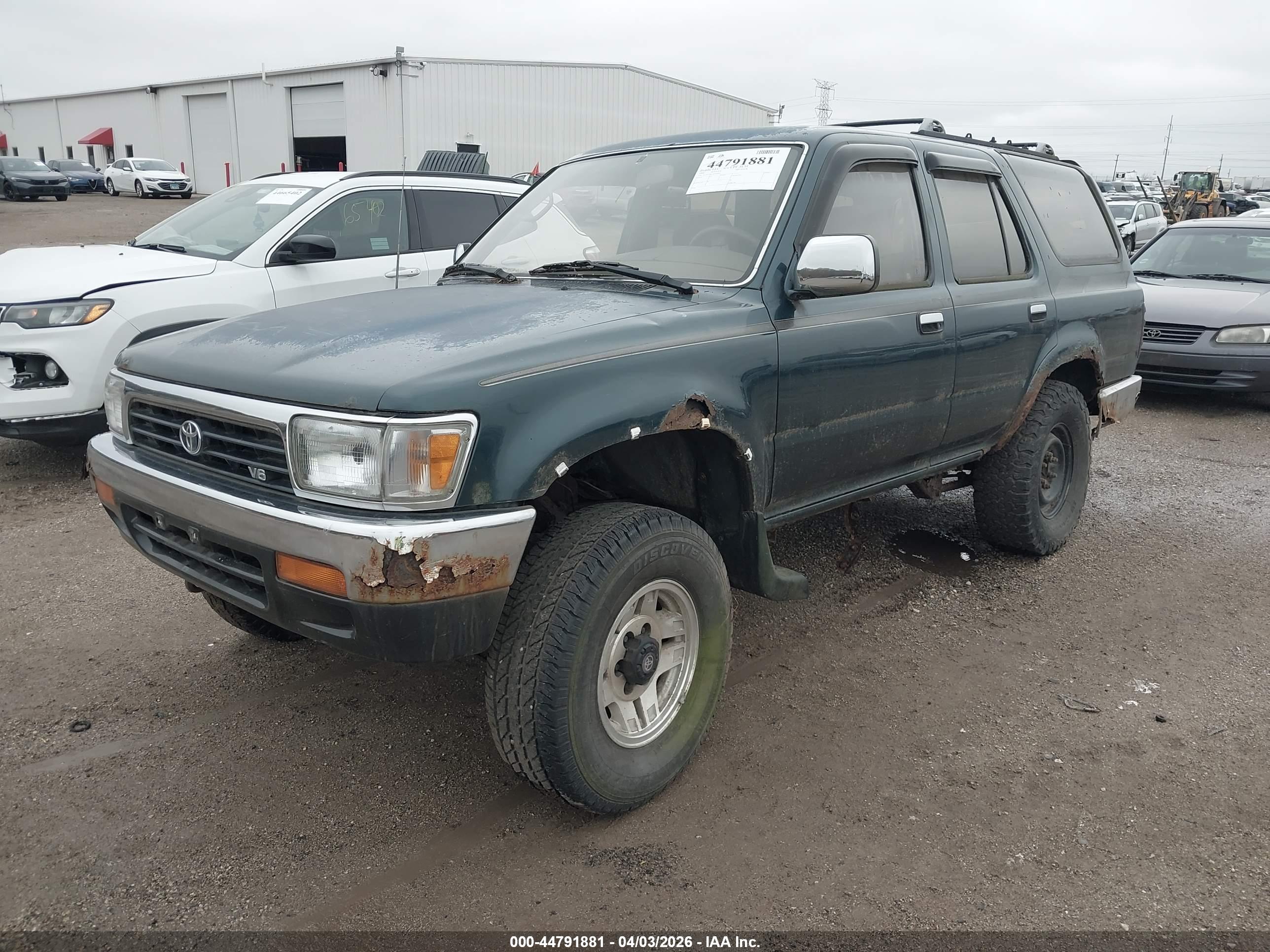 TOYOTA 4RUNNER image 2