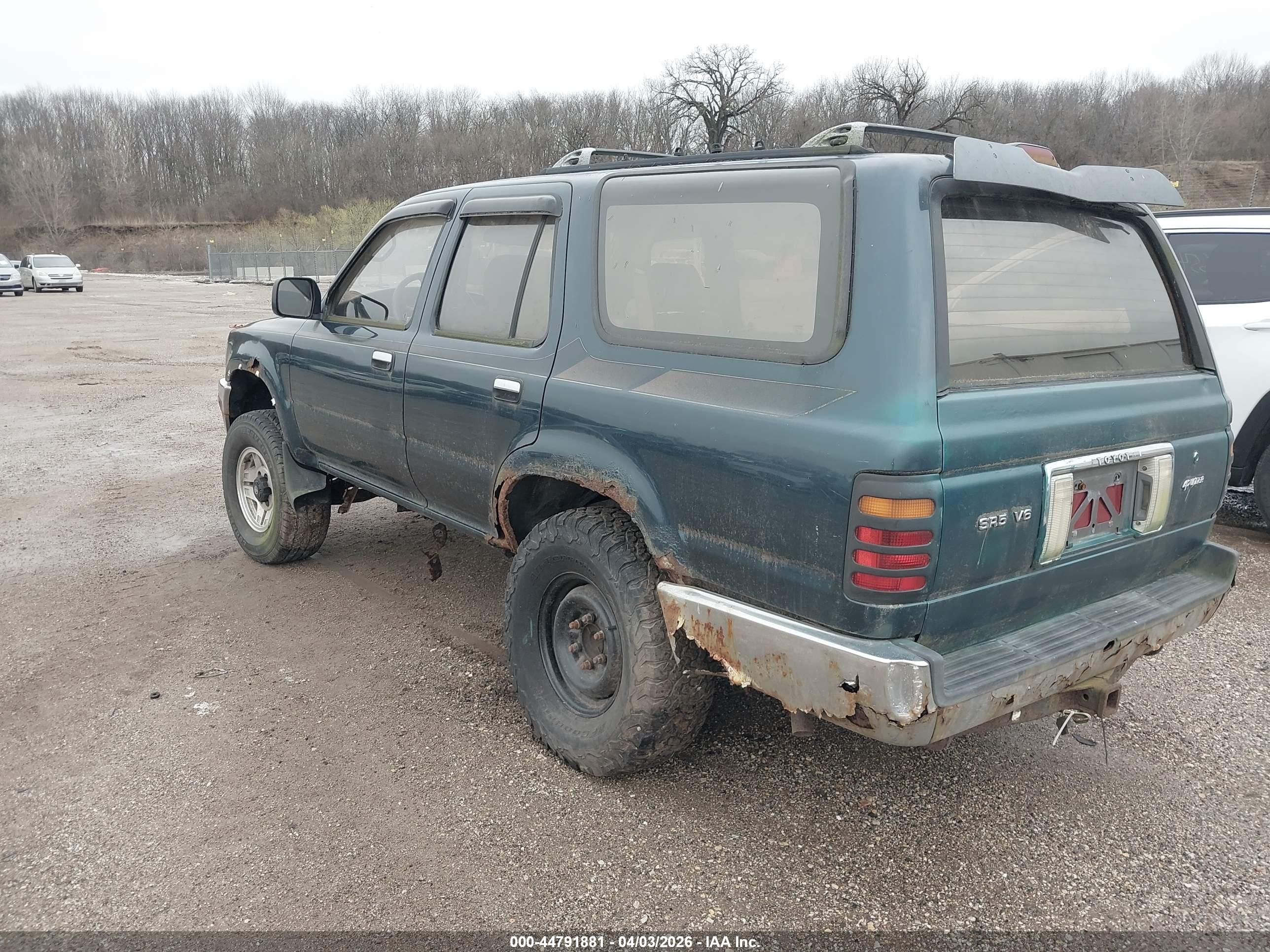 TOYOTA 4RUNNER image 3
