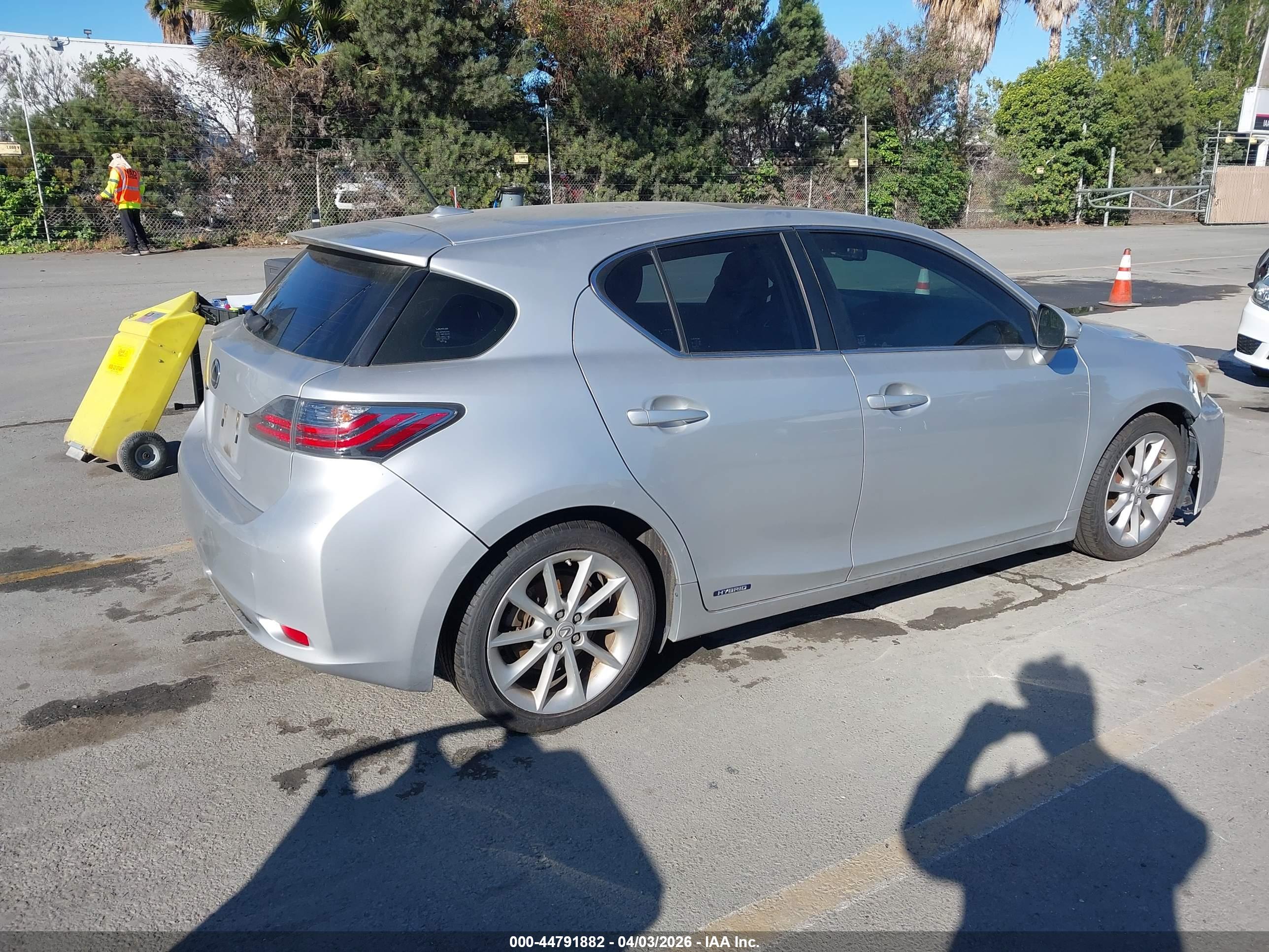 LEXUS CT image 4