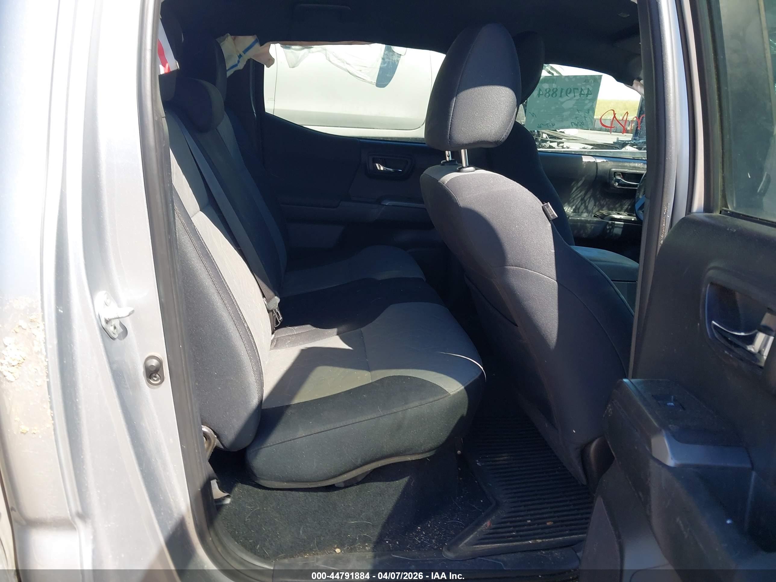 TOYOTA TACOMA image 8